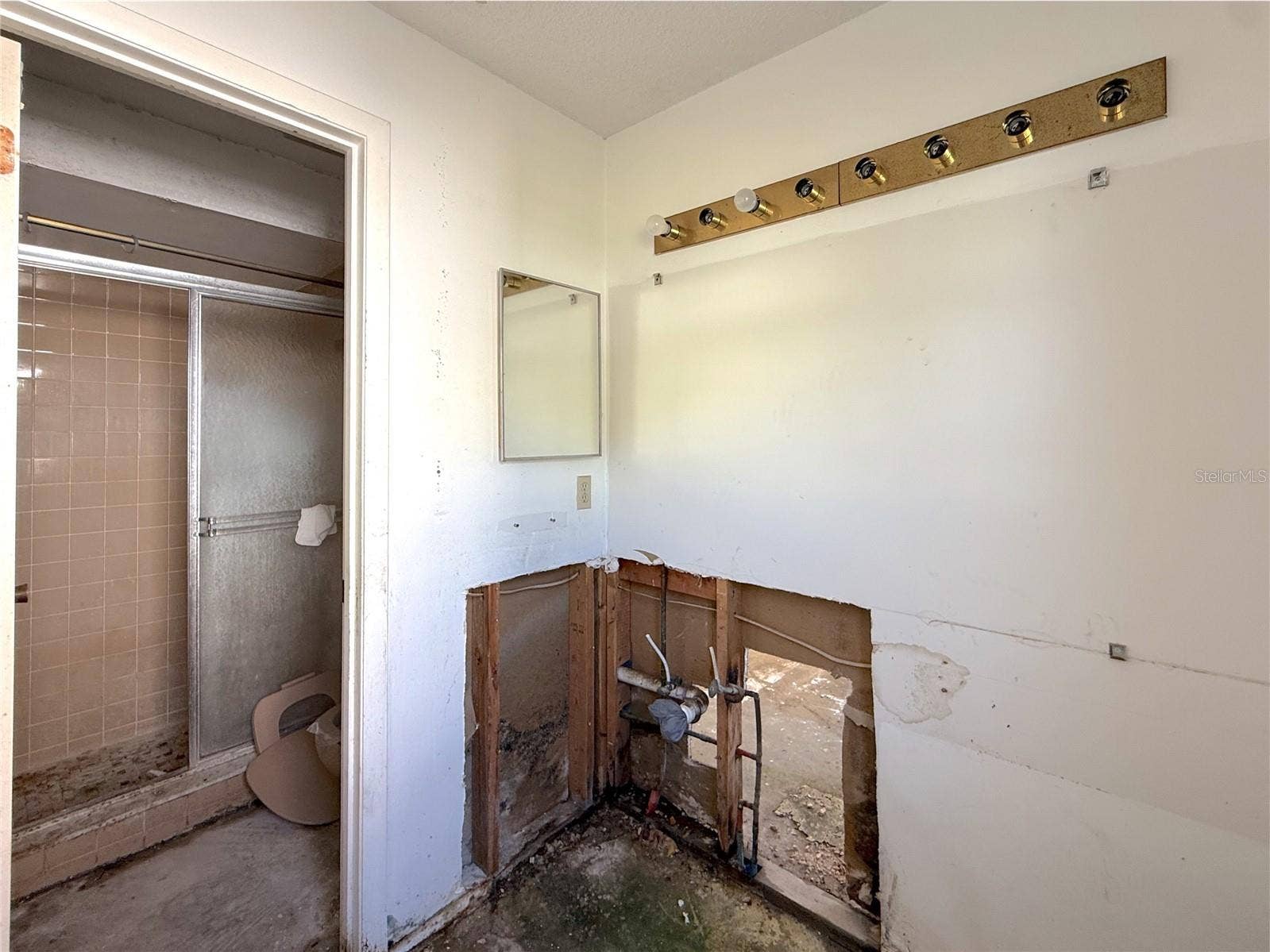 7755 BAY CEDAR DRIVE, Orlando, FL 32835 Primary bathroom