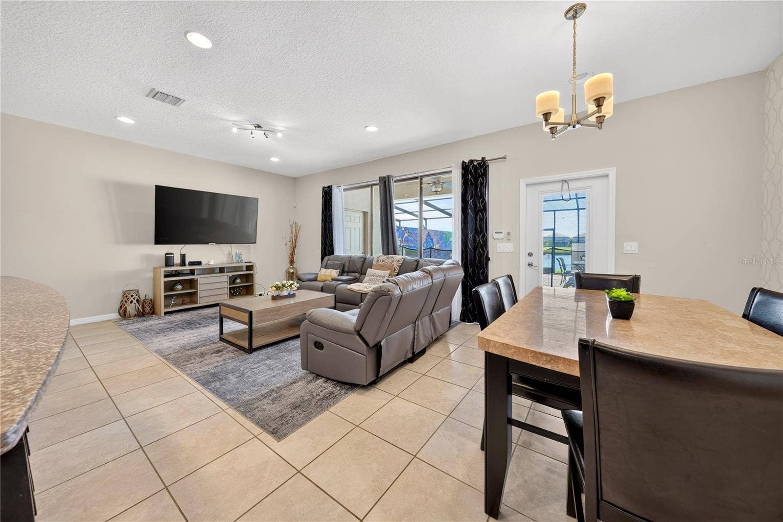 8882 GENEVE CT, Kissimmee, FL 34747