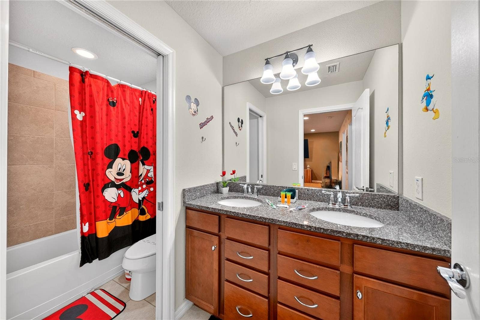8882 GENEVE CT, Kissimmee, FL 34747
