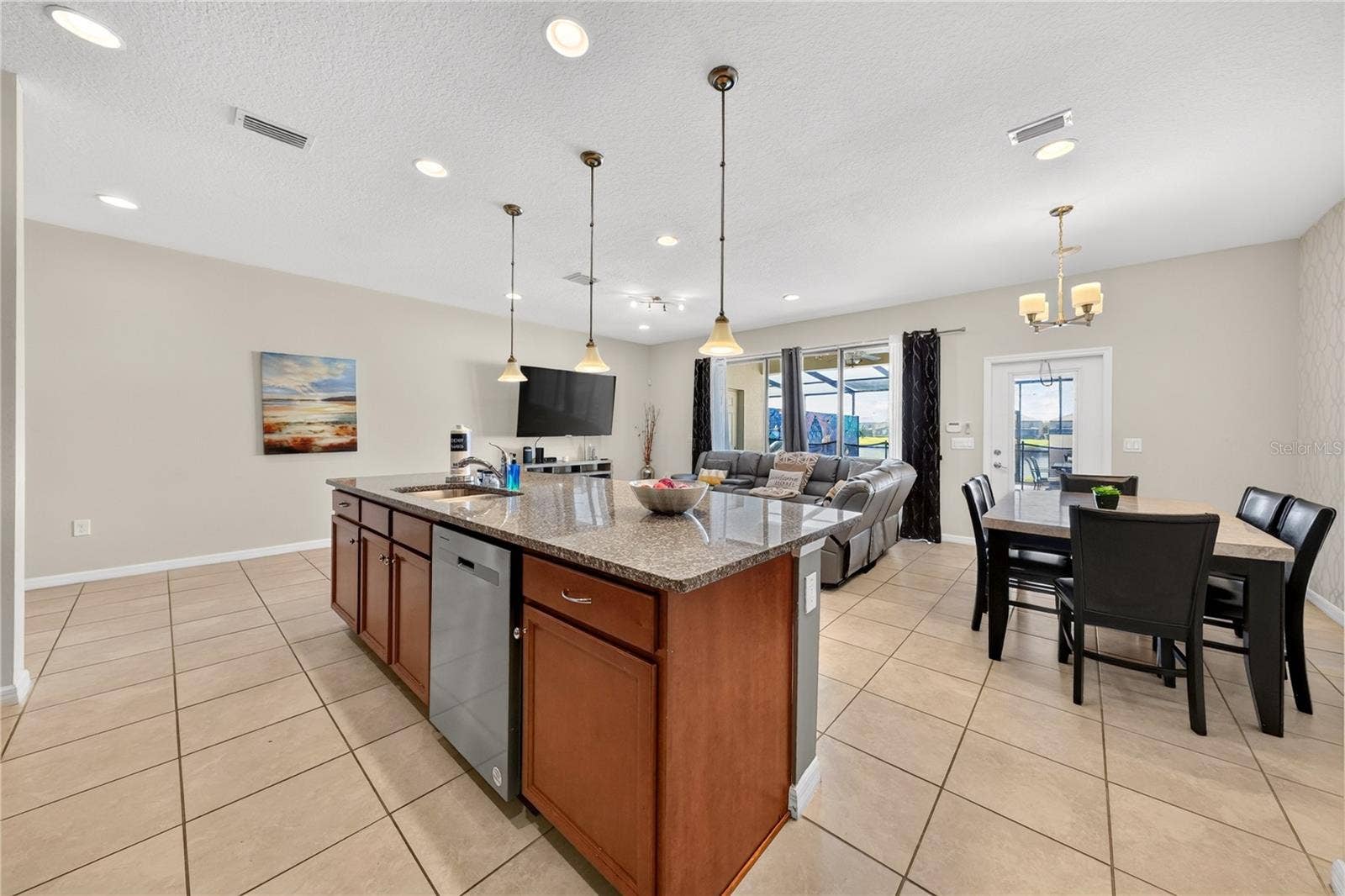 8882 GENEVE CT, Kissimmee, FL 34747