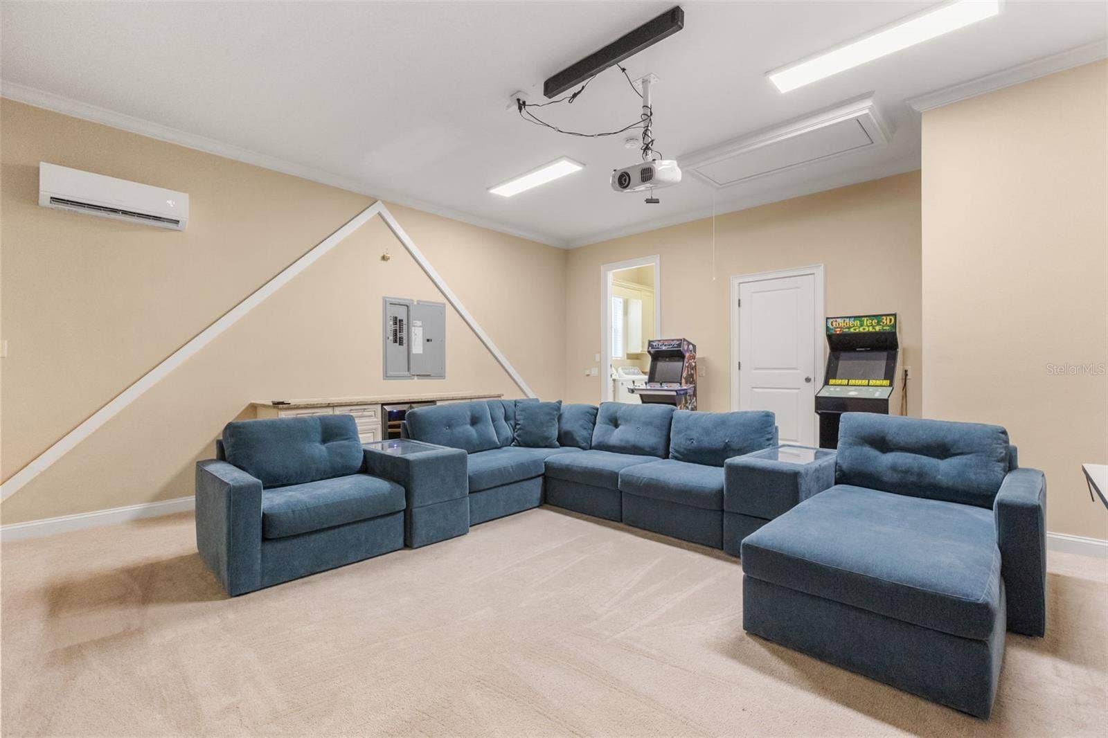 7398 GATHERING COURT, Kissimmee, FL 34747 7398 GATHERING COURT, Kissimmee, FL 34747