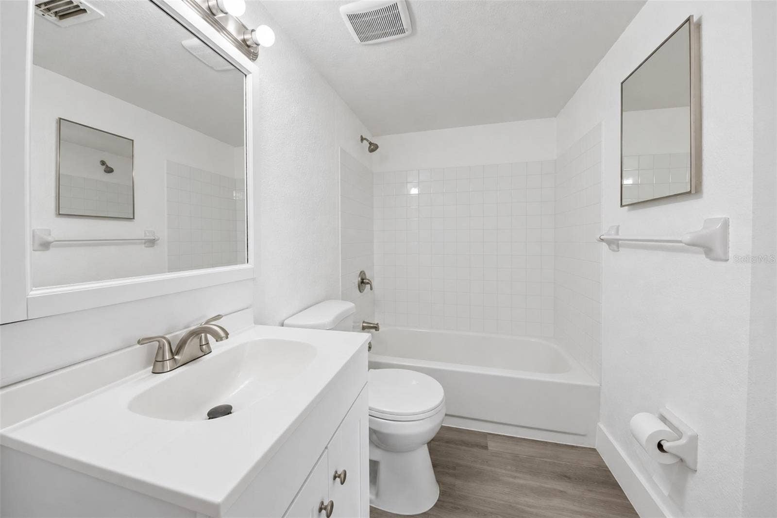 1964 LAKE ATRIUMS CIRCLE, #169, Orlando, FL 32839 1964 LAKE ATRIUMS CIRCLE, #169, Orlando, FL 32839