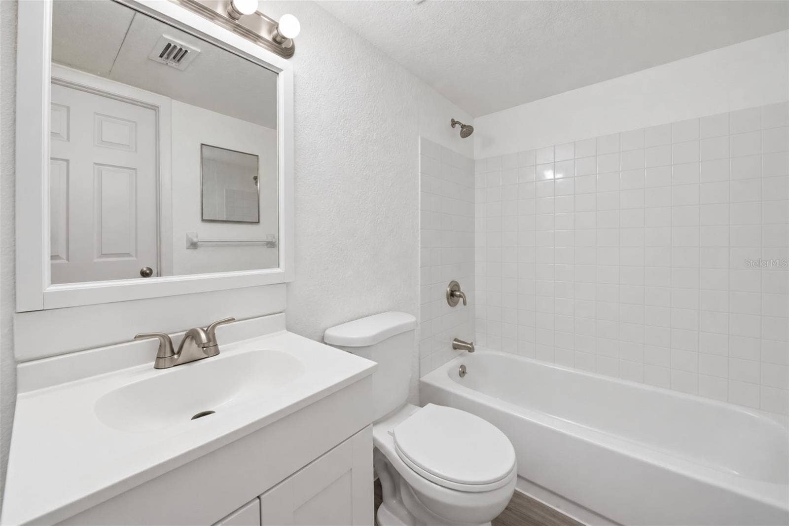 1964 LAKE ATRIUMS CIRCLE, #169, Orlando, FL 32839 1964 LAKE ATRIUMS CIRCLE, #169, Orlando, FL 32839