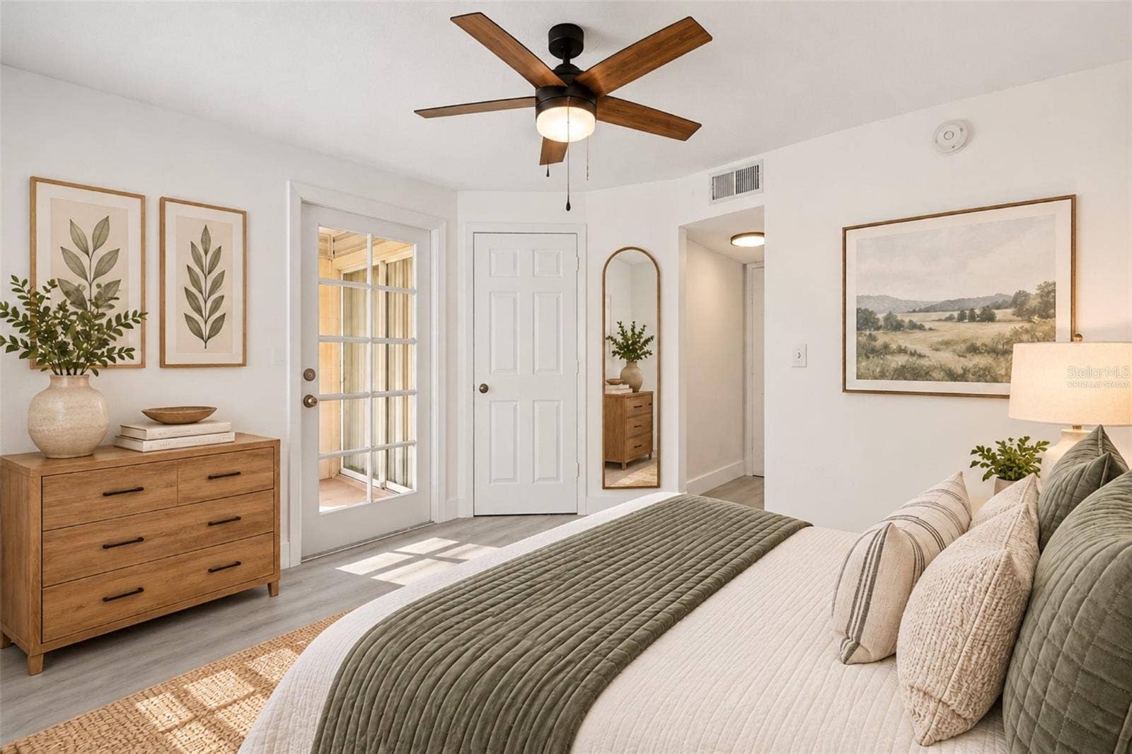 1964 LAKE ATRIUMS CIRCLE, #169, Orlando, FL 32839 Virtually Staged