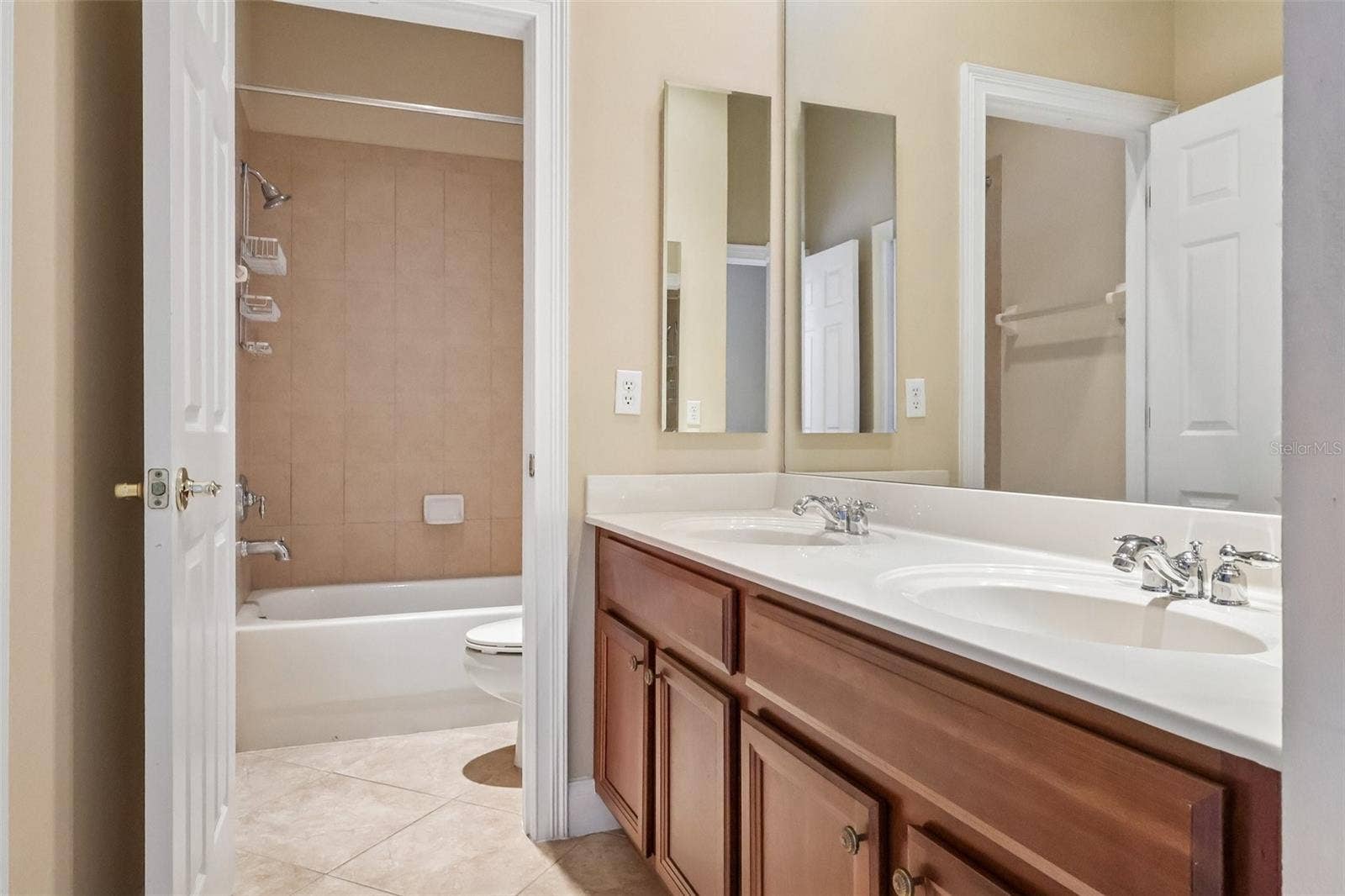 5944 CAYMUS LOOP, Windermere, FL 34786 5944 CAYMUS LOOP, Windermere, FL 34786