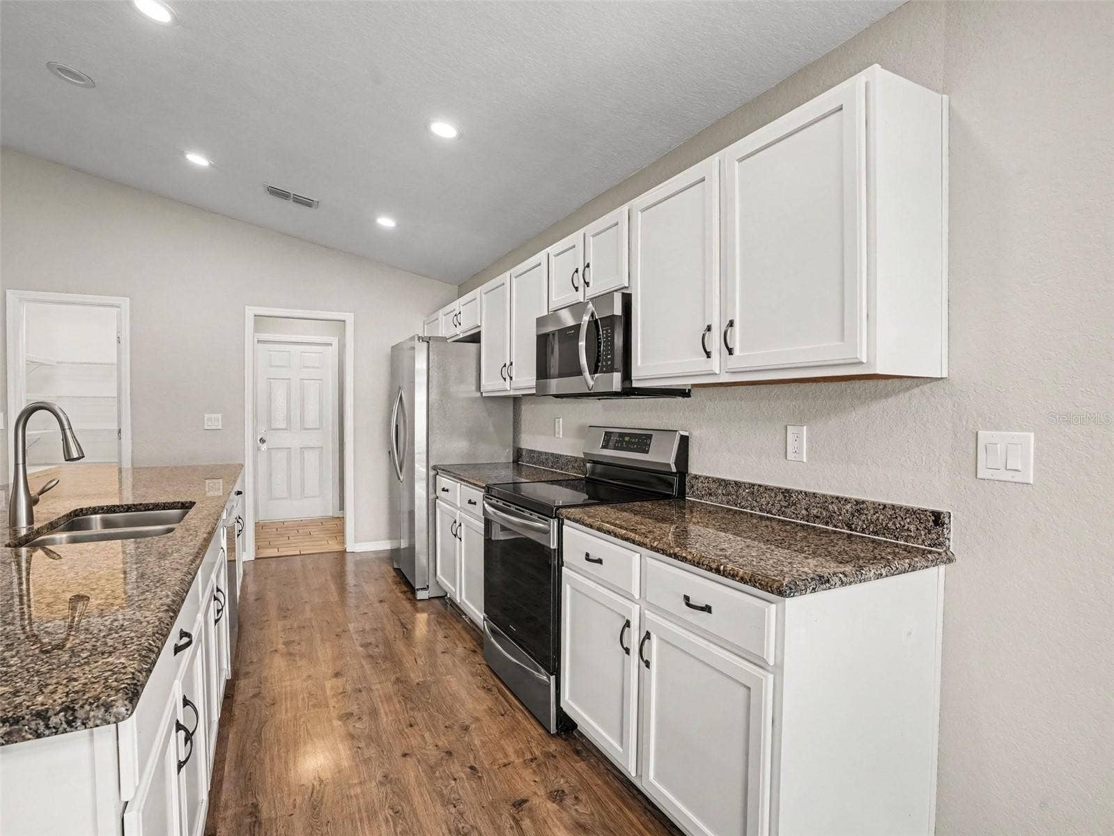 1919 DANES COURT, Lakeland, FL 33810 1919 DANES COURT, Lakeland, FL 33810