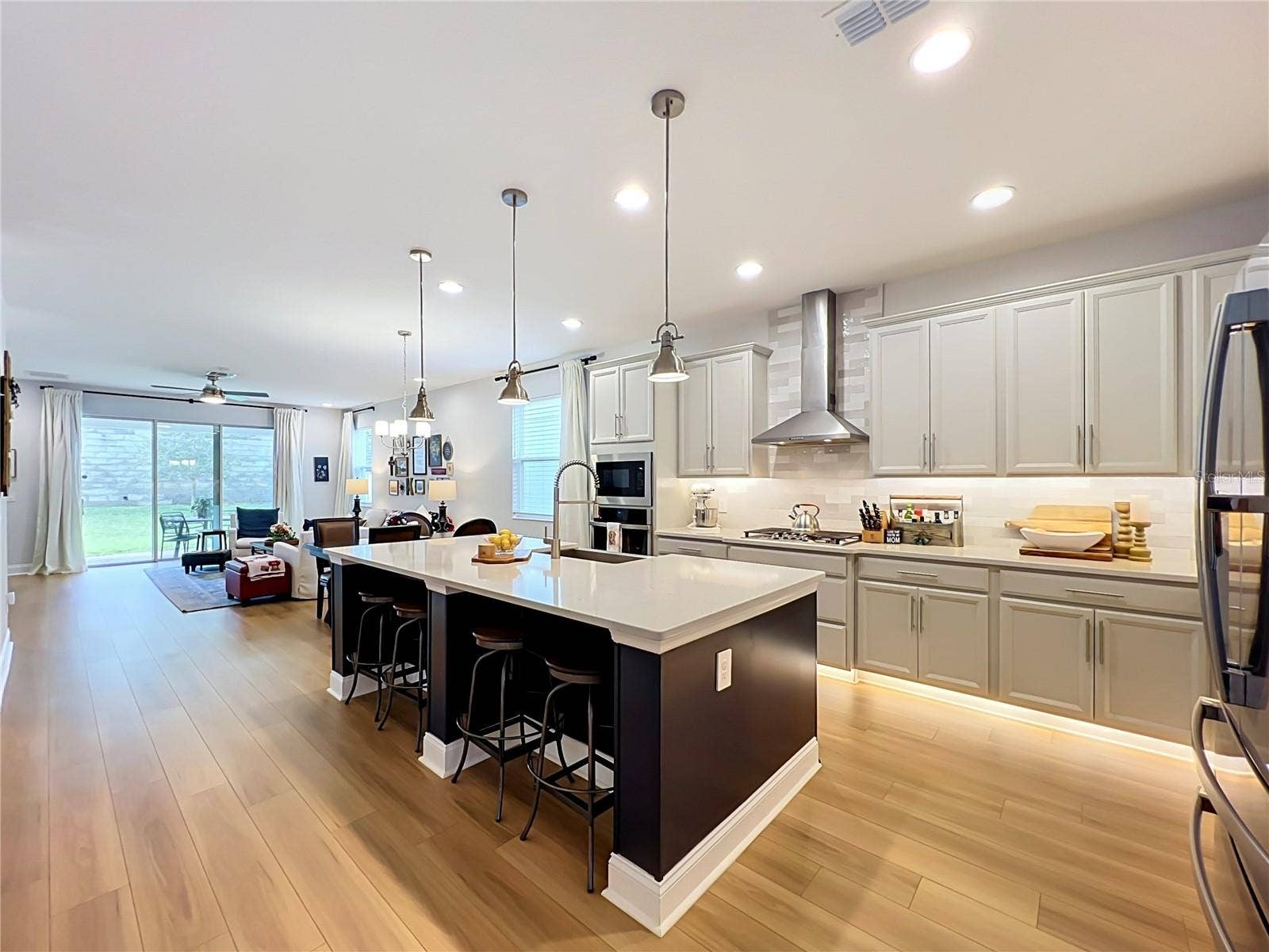1213 FOLTZ LOOP, Oakland, FL 34787