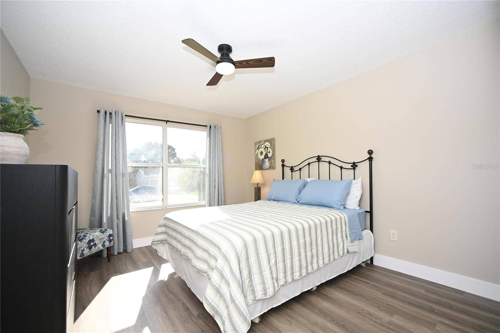 1836 CAPTIVA COURT, The Villages, FL 32162 1836 CAPTIVA COURT, The Villages, FL 32162