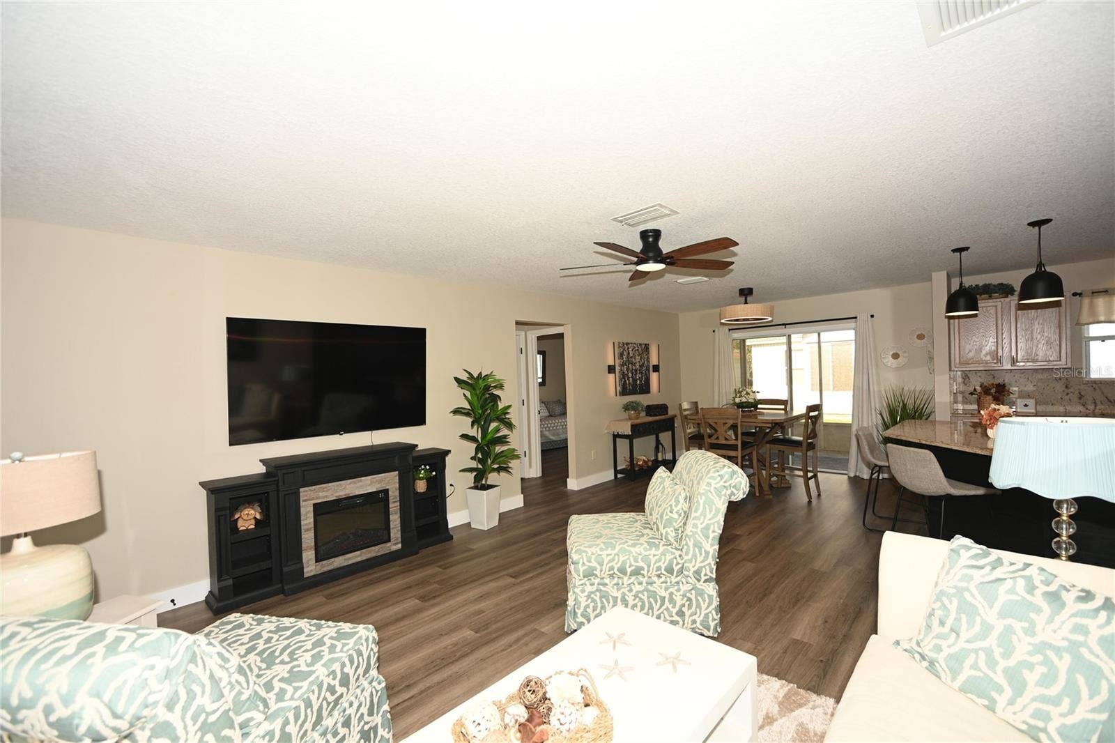 1836 CAPTIVA COURT, The Villages, FL 32162 1836 CAPTIVA COURT, The Villages, FL 32162