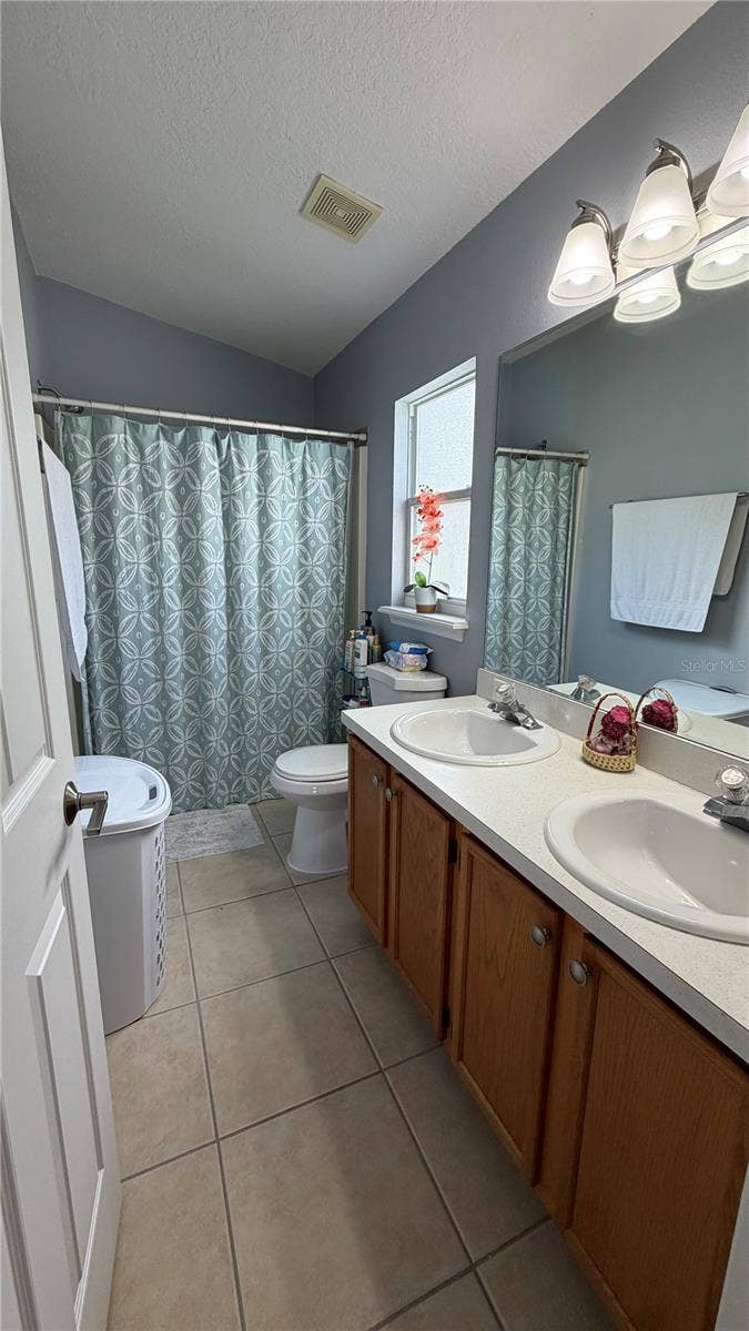 952 CLEAR CREEK CIRCLE, Clermont, FL 34714 952 CLEAR CREEK CIRCLE, Clermont, FL 34714