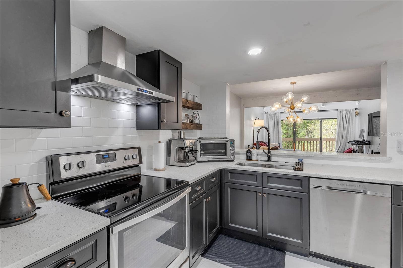 5472 PINE CREEK DRIVE, #2006B, Orlando, FL 32811