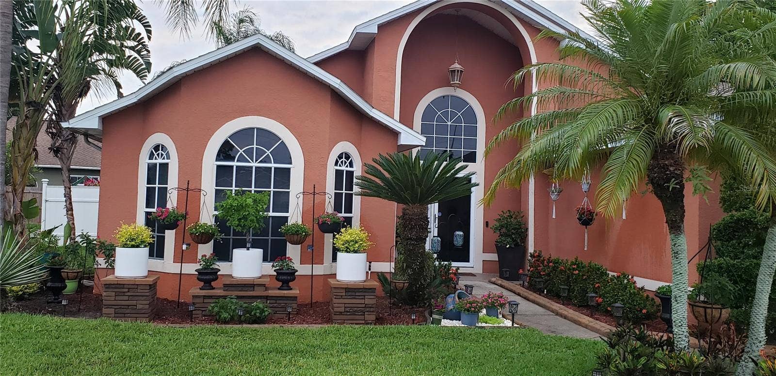 9103 BRAD COURT, Orlando, FL 32825 9103 BRAD COURT, Orlando, FL 32825
