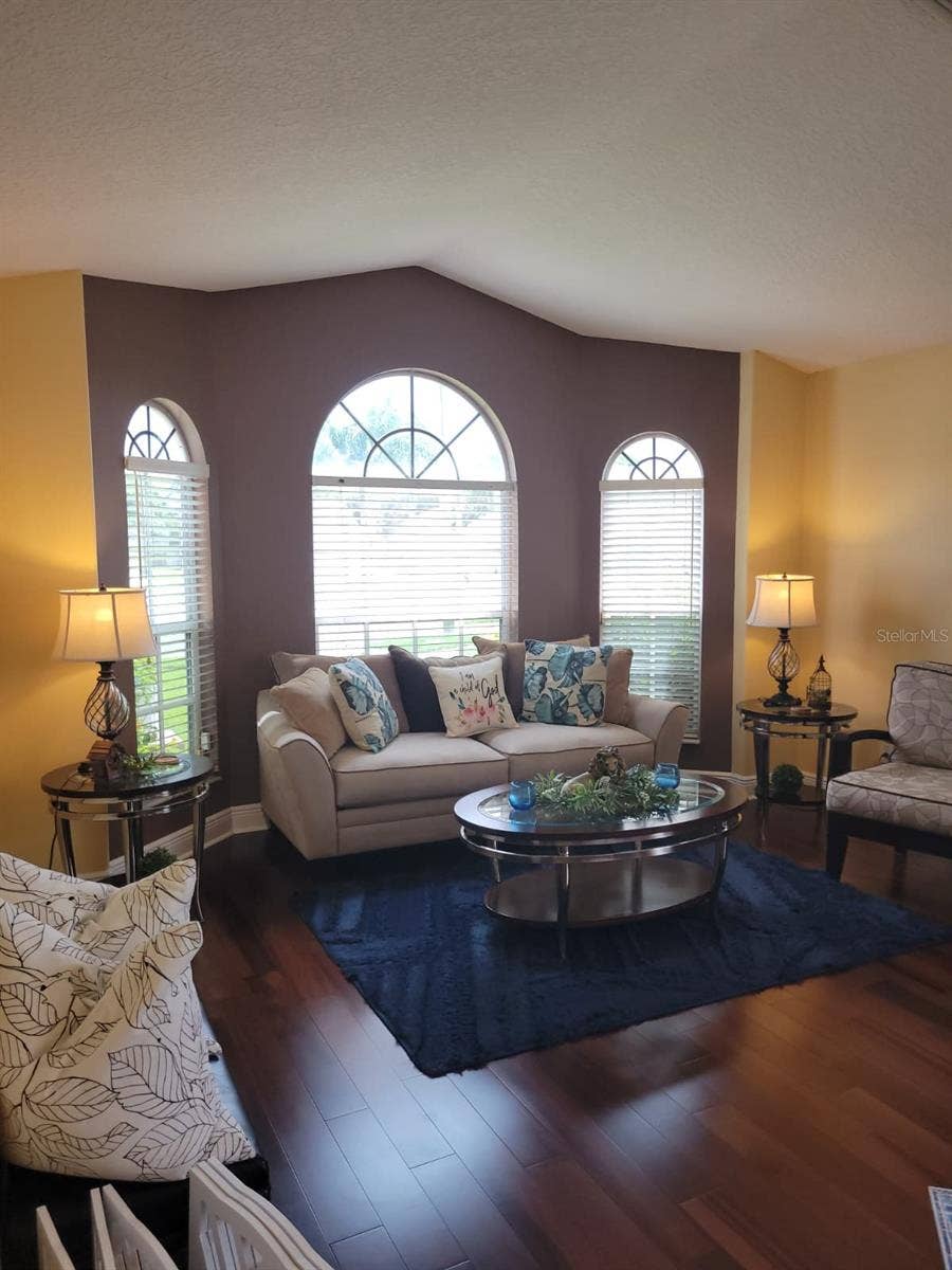 9103 BRAD COURT, Orlando, FL 32825 9103 BRAD COURT, Orlando, FL 32825
