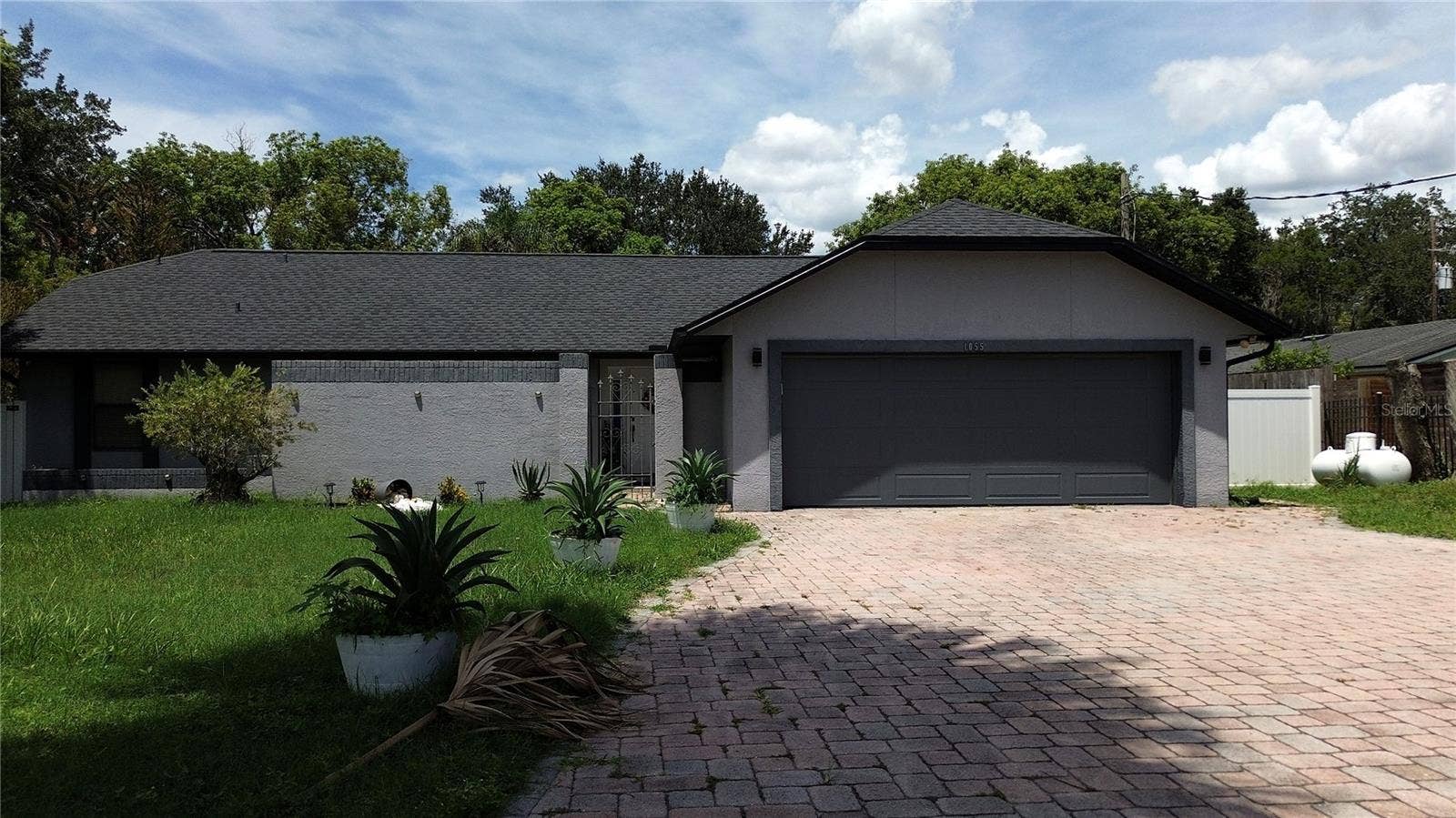 1055 HOLDEN AVENUE, Orlando, FL 32839 1055 HOLDEN AVENUE, Orlando, FL 32839