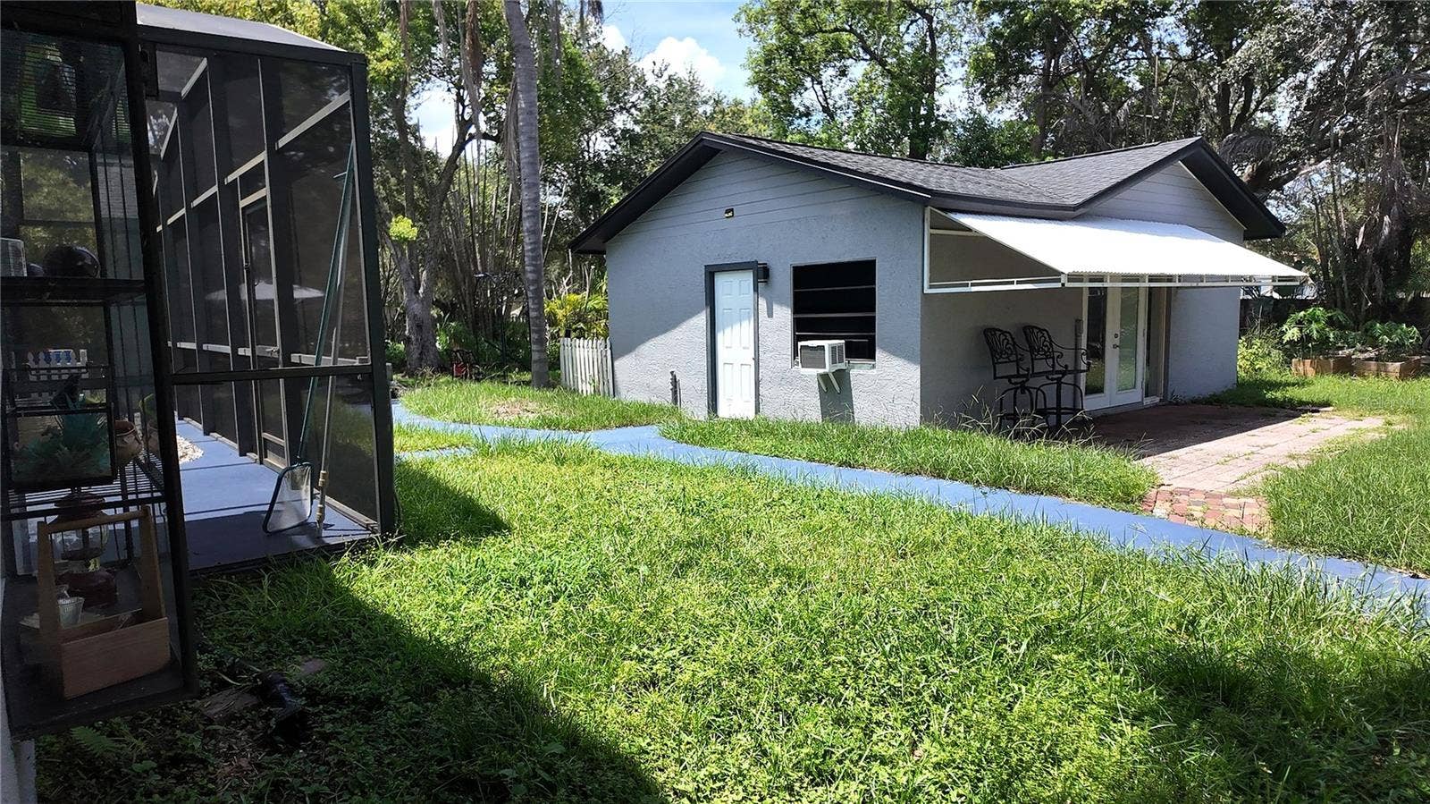 1055 HOLDEN AVENUE, Orlando, FL 32839 1055 HOLDEN AVENUE, Orlando, FL 32839