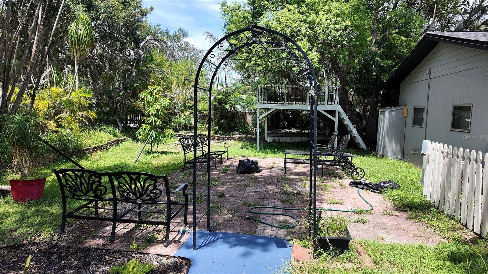 1055 HOLDEN AVENUE, Orlando, FL 32839 1055 HOLDEN AVENUE, Orlando, FL 32839