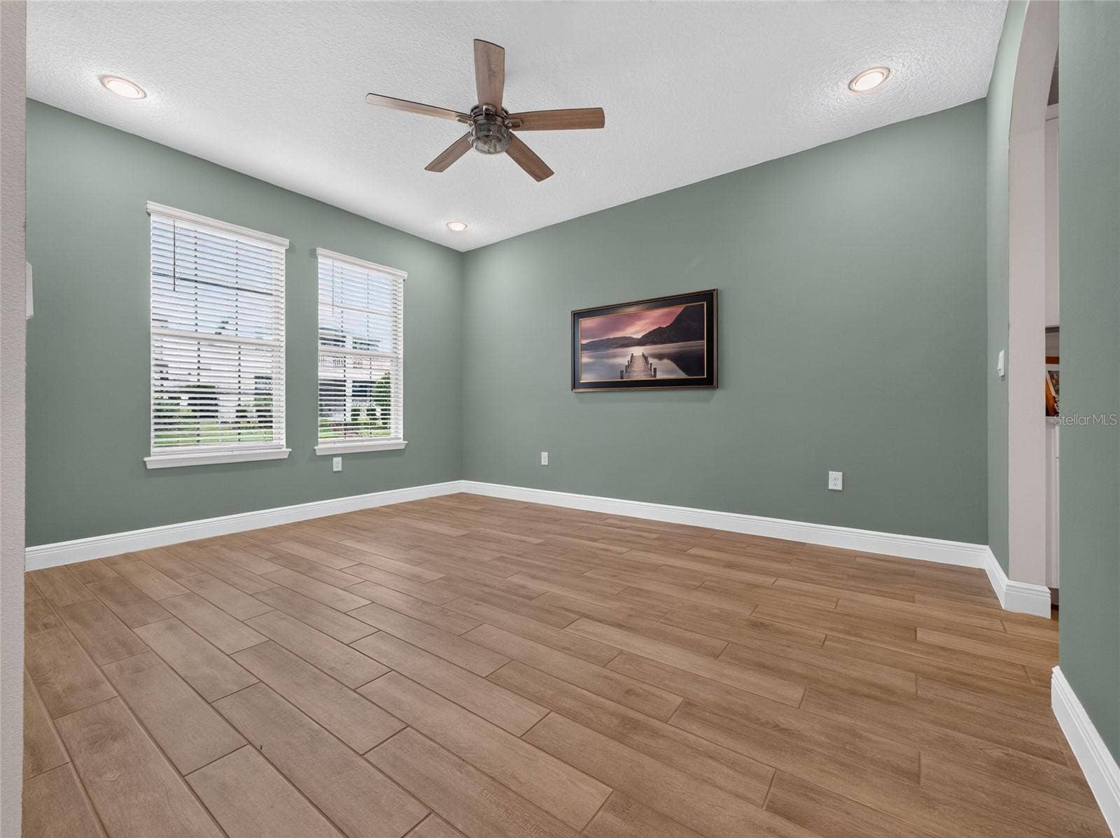 9849 LOST CREEK DRIVE, Winter Garden, FL 34787 9849 LOST CREEK DRIVE, Winter Garden, FL 34787