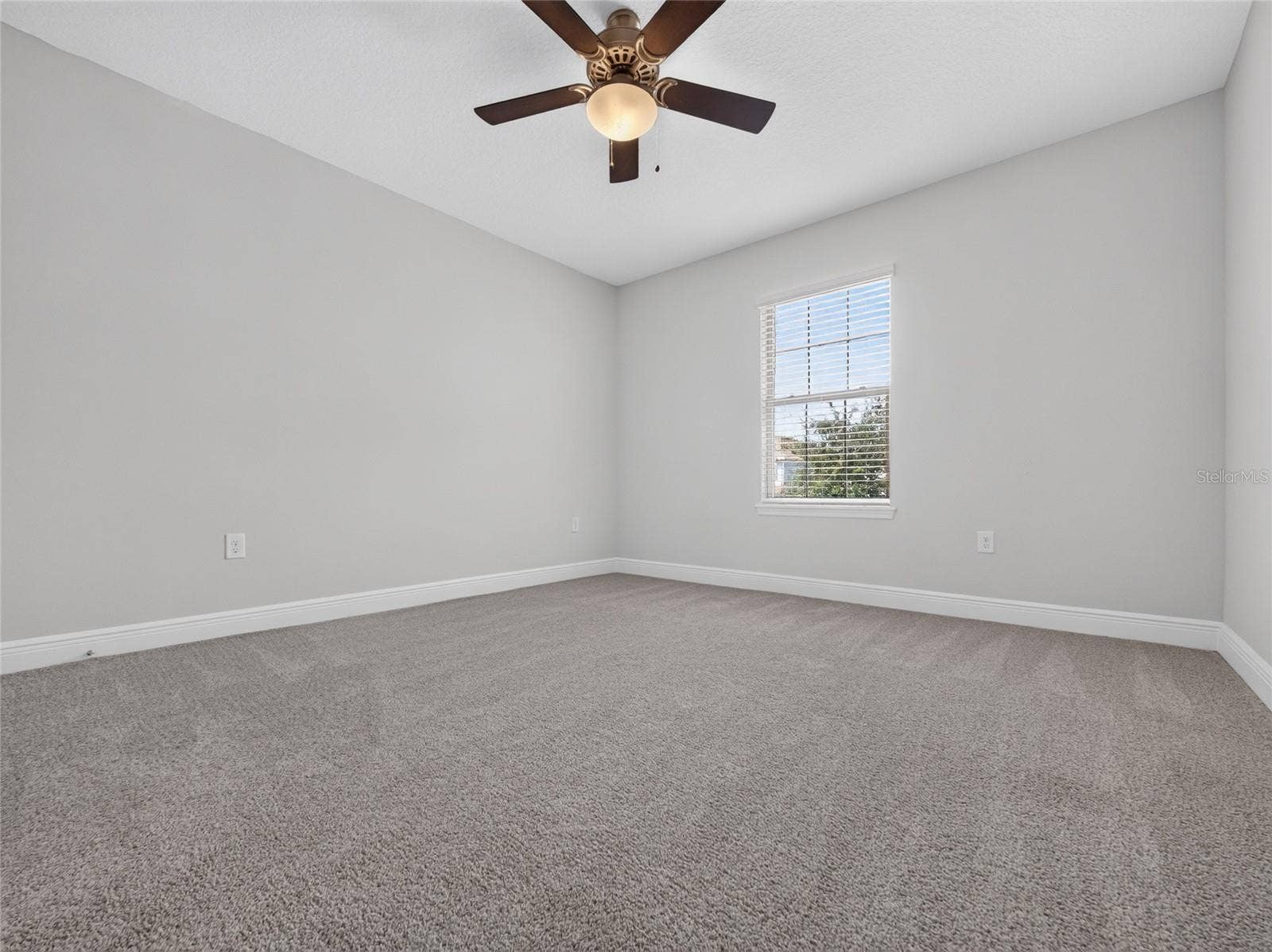 9849 LOST CREEK DRIVE, Winter Garden, FL 34787 9849 LOST CREEK DRIVE, Winter Garden, FL 34787