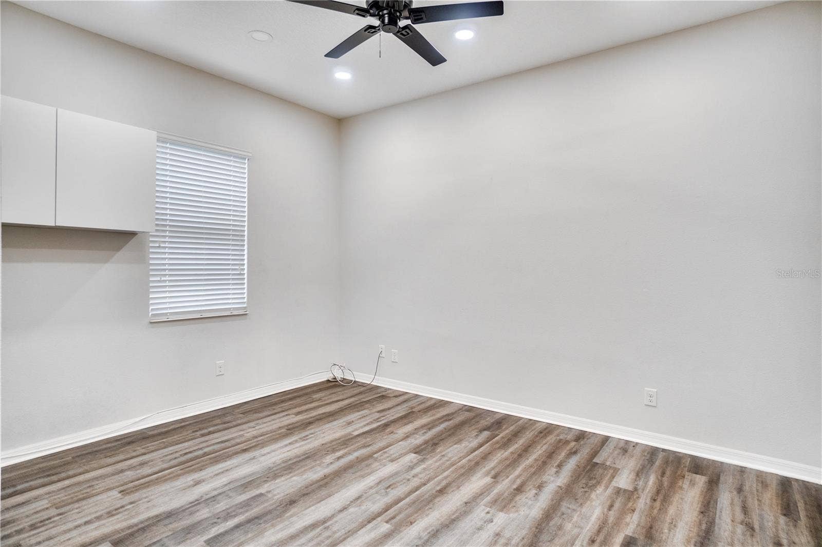 920 GRAND HILLTOP DRIVE, Apopka, FL 32703
