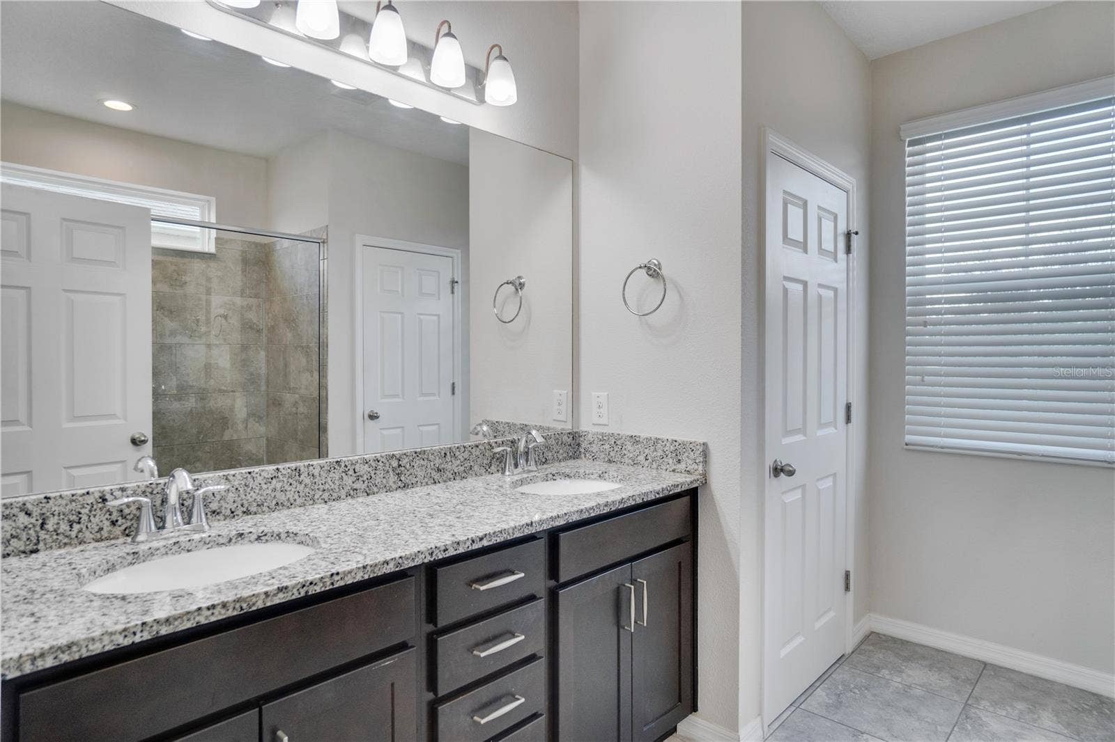 920 GRAND HILLTOP DRIVE, Apopka, FL 32703