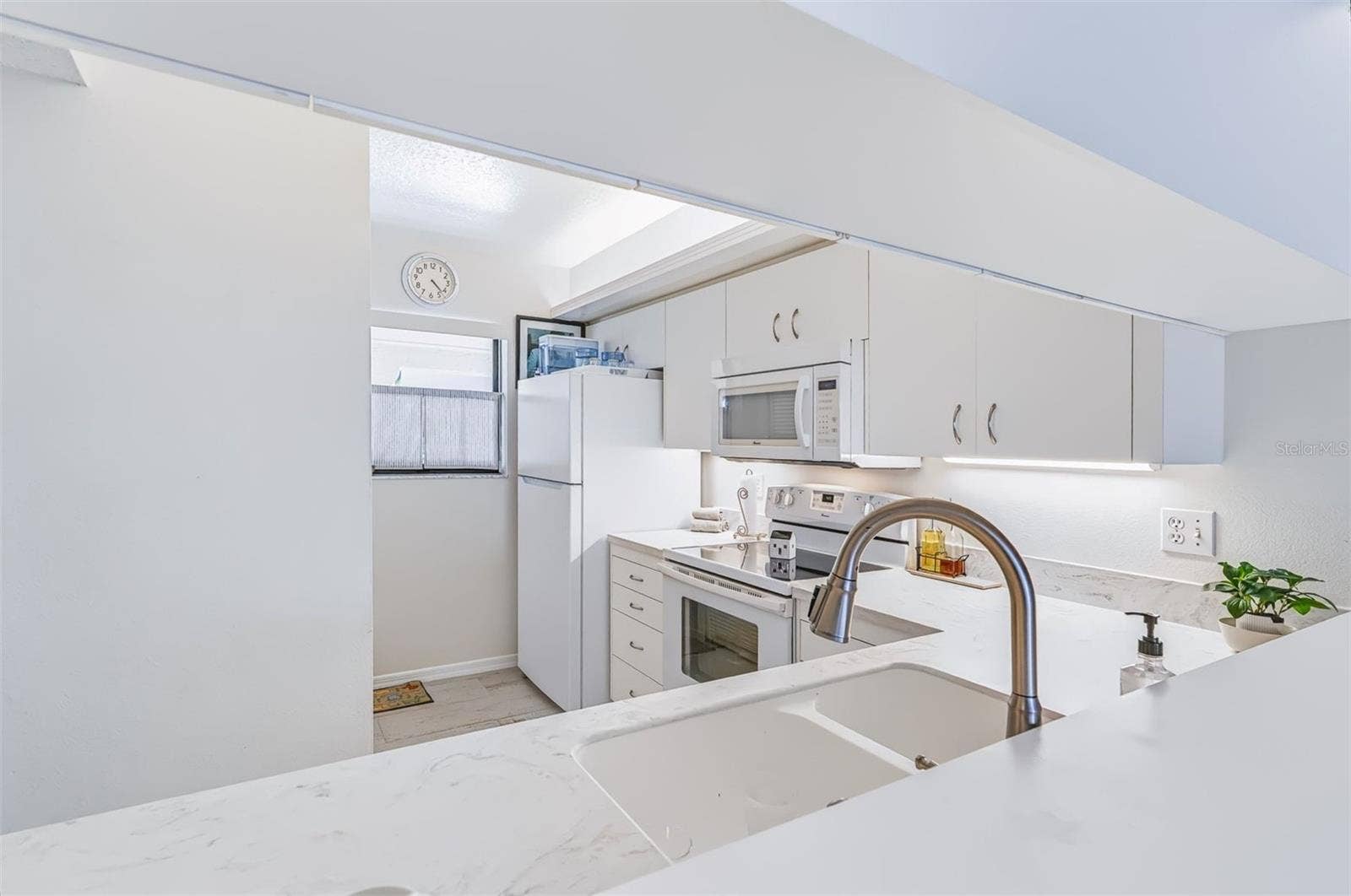 406 BOUCHELLE DRIVE, #103, New Smyrna Beach, FL 32169 406 BOUCHELLE DRIVE, #103, New Smyrna Beach, FL 32169