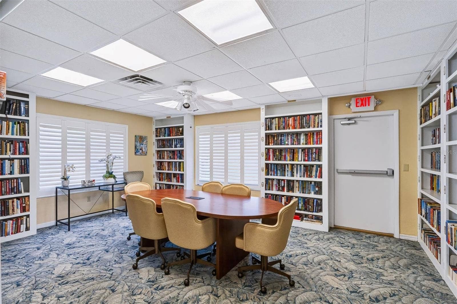 406 BOUCHELLE DRIVE, #103, New Smyrna Beach, FL 32169 Library