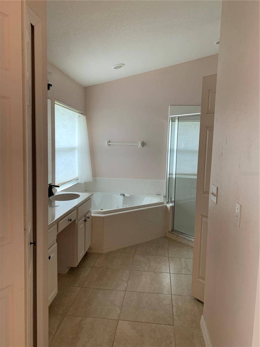 2636 HAWTHORNE LANE, Kissimmee, FL 34743 2636 HAWTHORNE LANE, Kissimmee, FL 34743