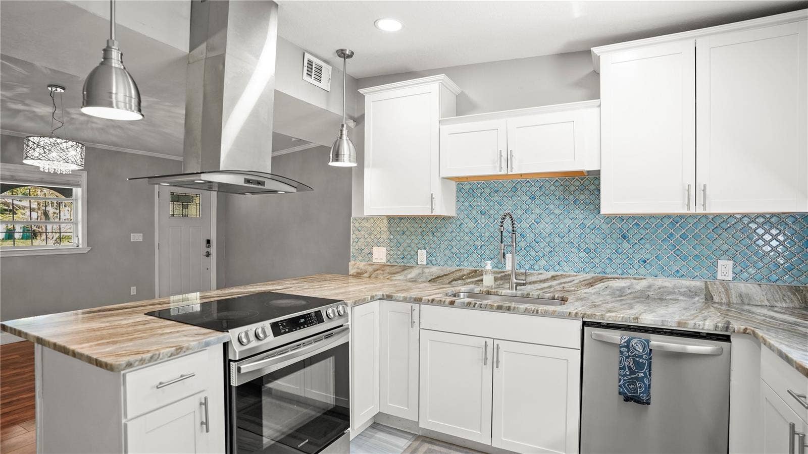 1300 S DEWEY STREET, Eustis, FL 32726 1300 S DEWEY STREET, Eustis, FL 32726