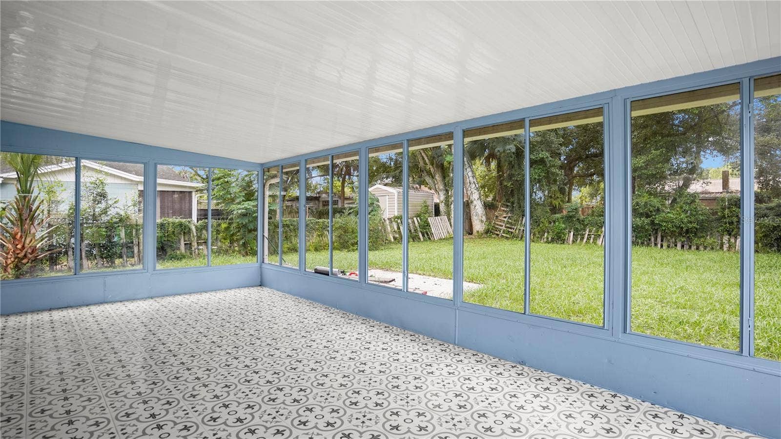 1300 S DEWEY STREET, Eustis, FL 32726 Florida Room