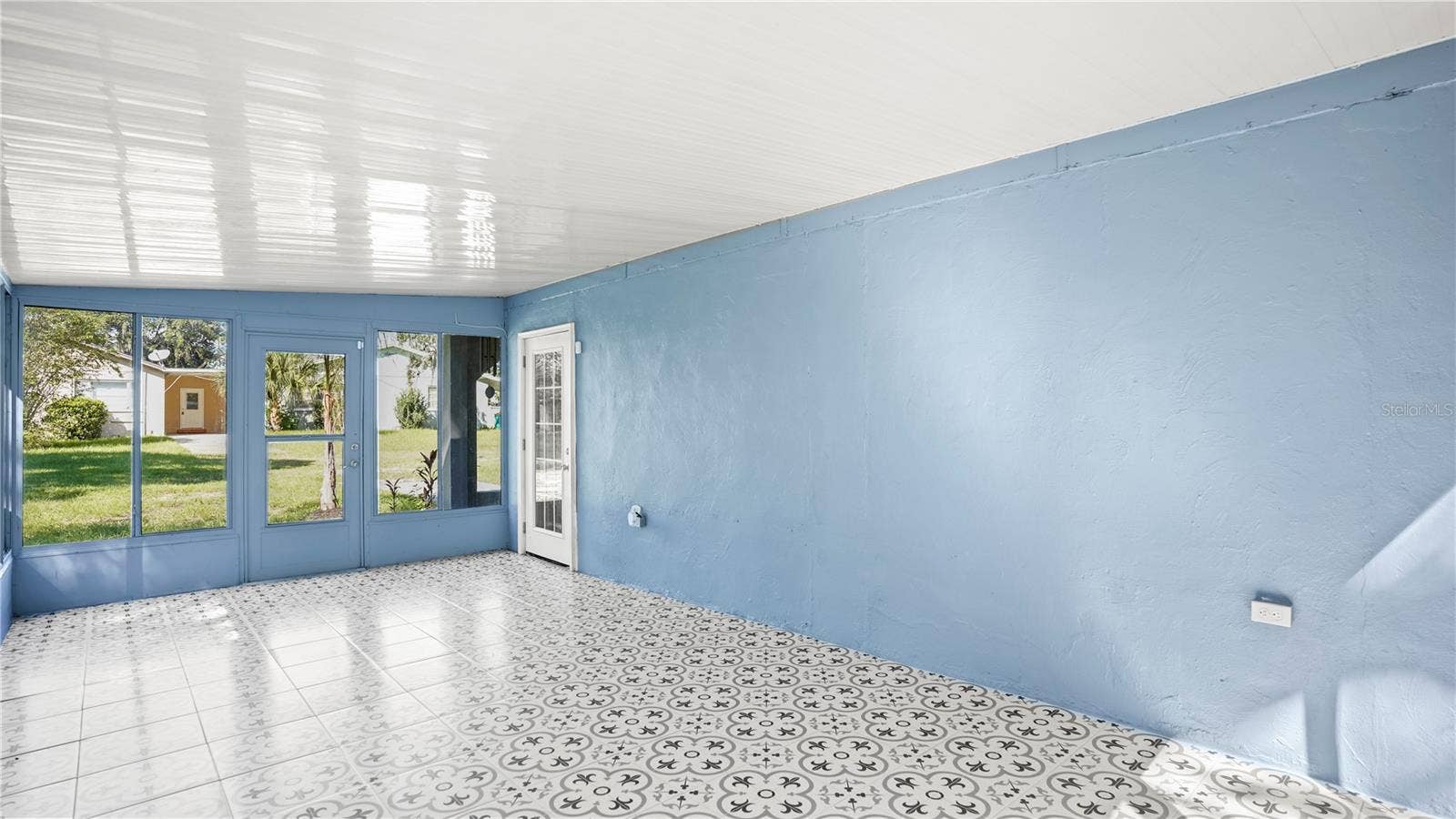 1300 S DEWEY STREET, Eustis, FL 32726 Florida Room