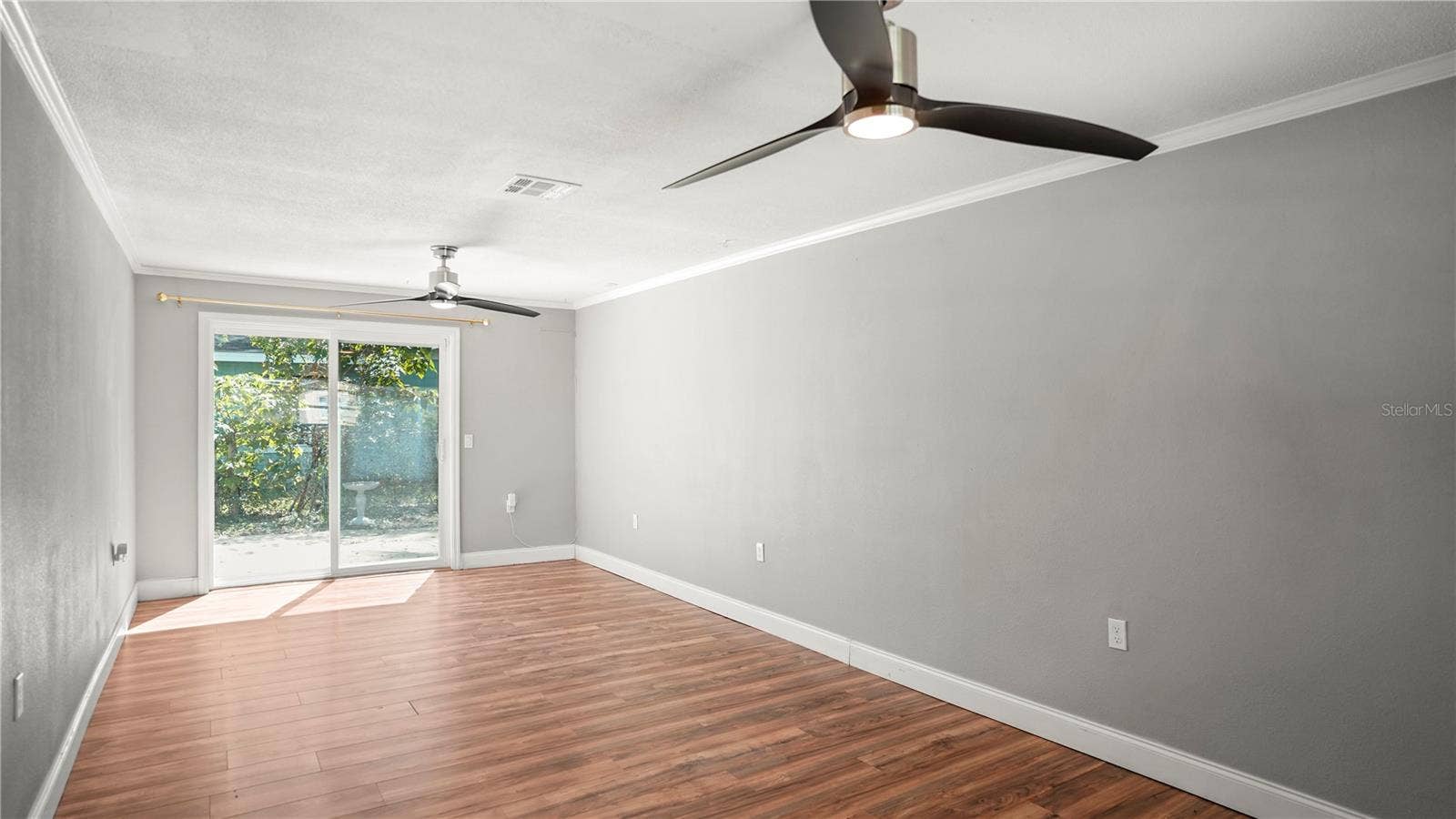 1300 S DEWEY STREET, Eustis, FL 32726 Great Room