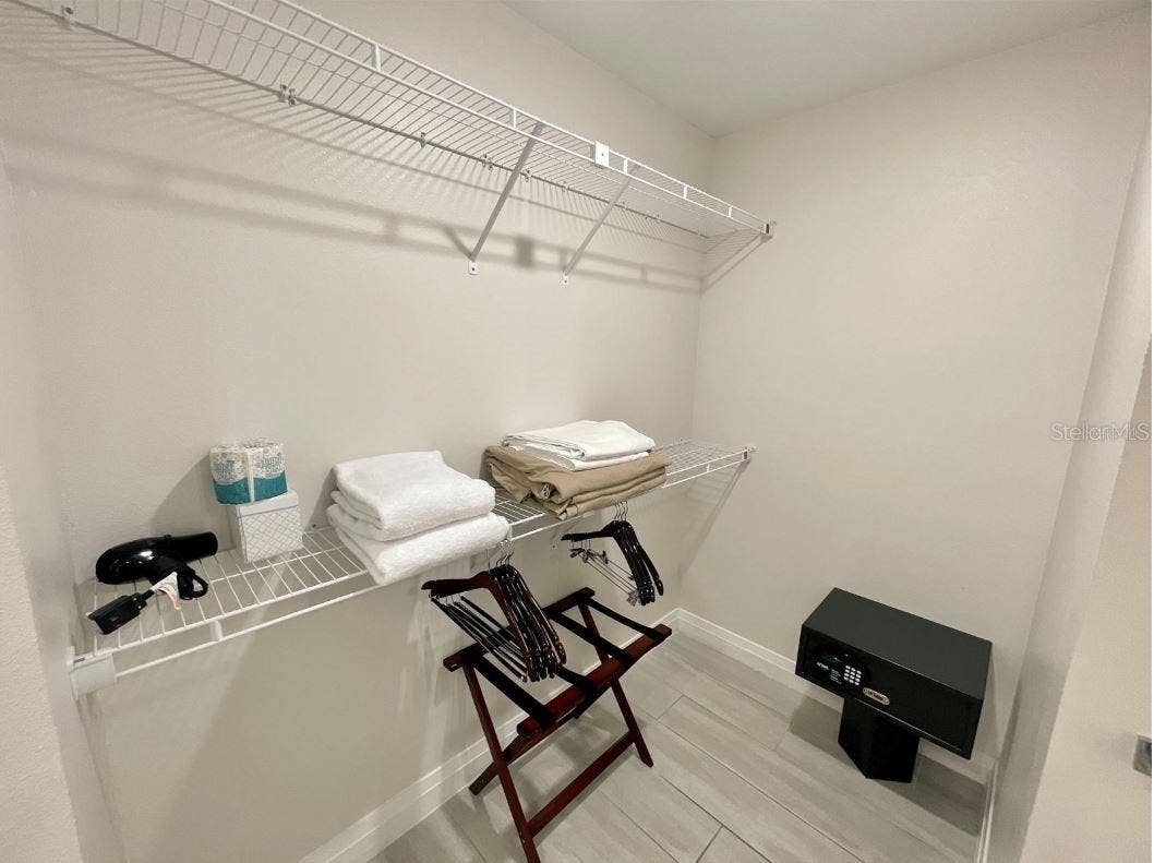 Primary Bedroom Closet