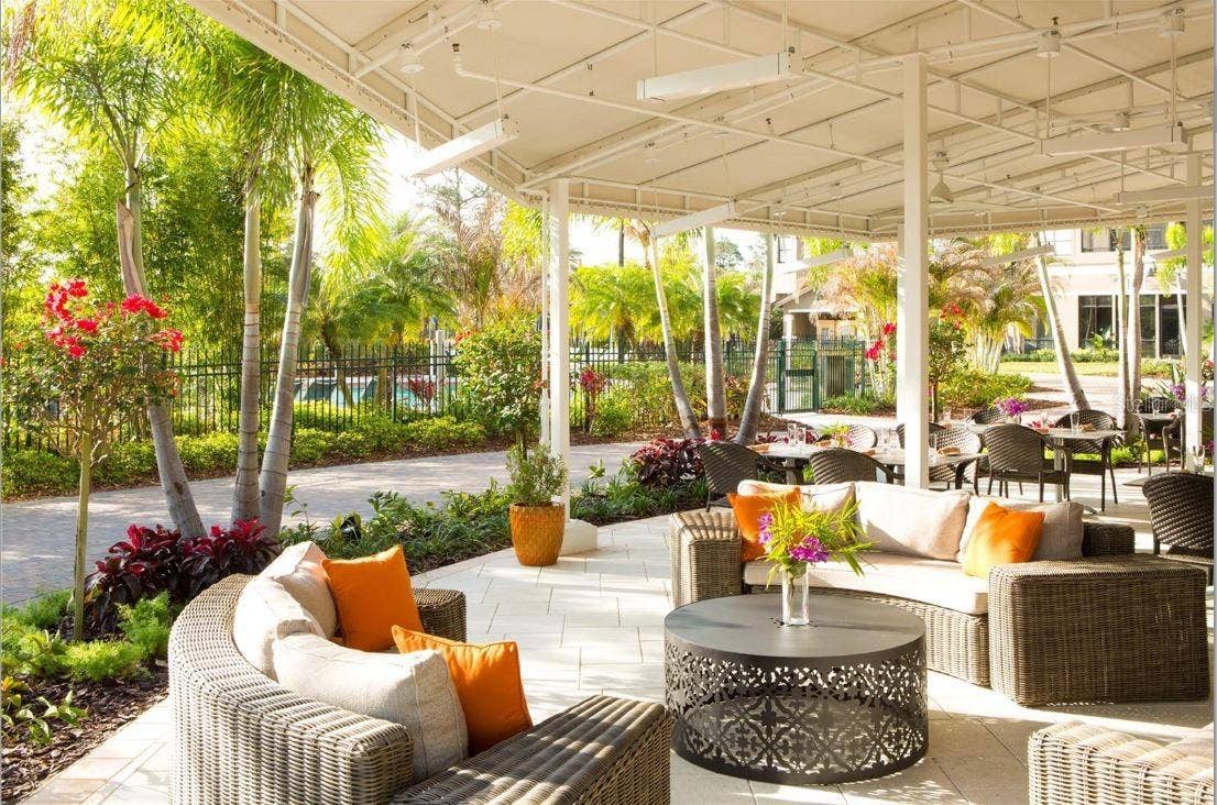 Outdoor Lounge