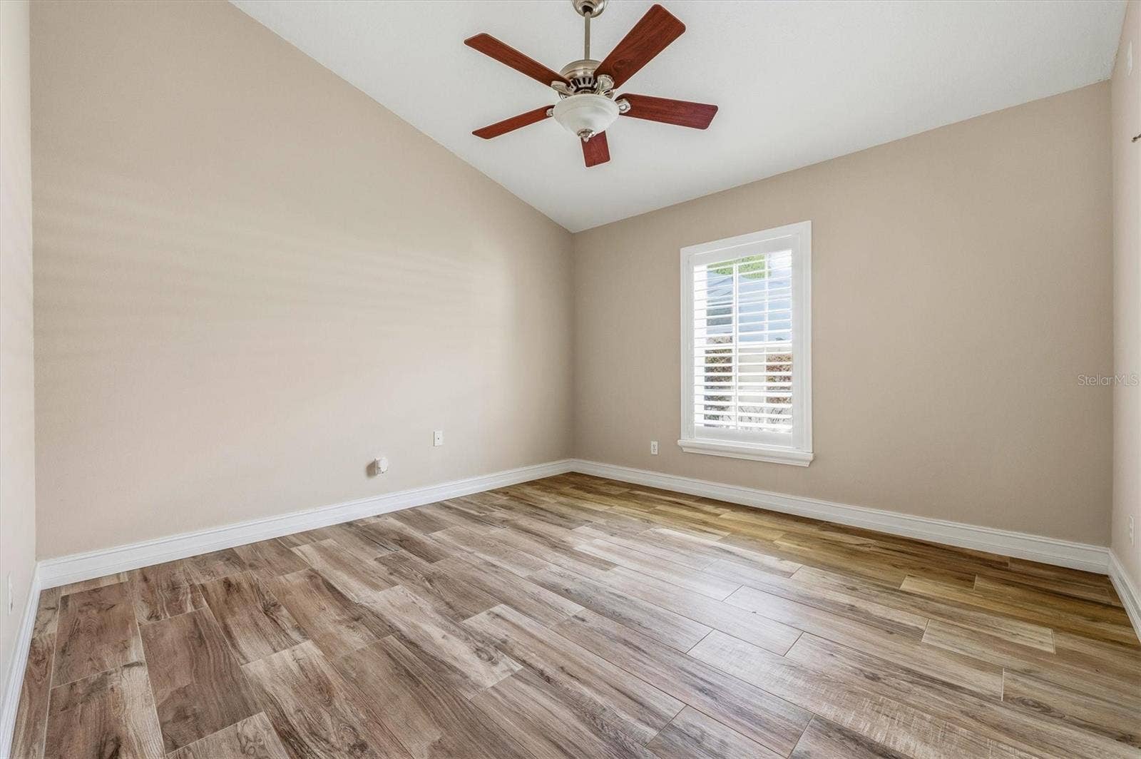 18806 CHEMILLE DRIVE, Lutz, FL 33558