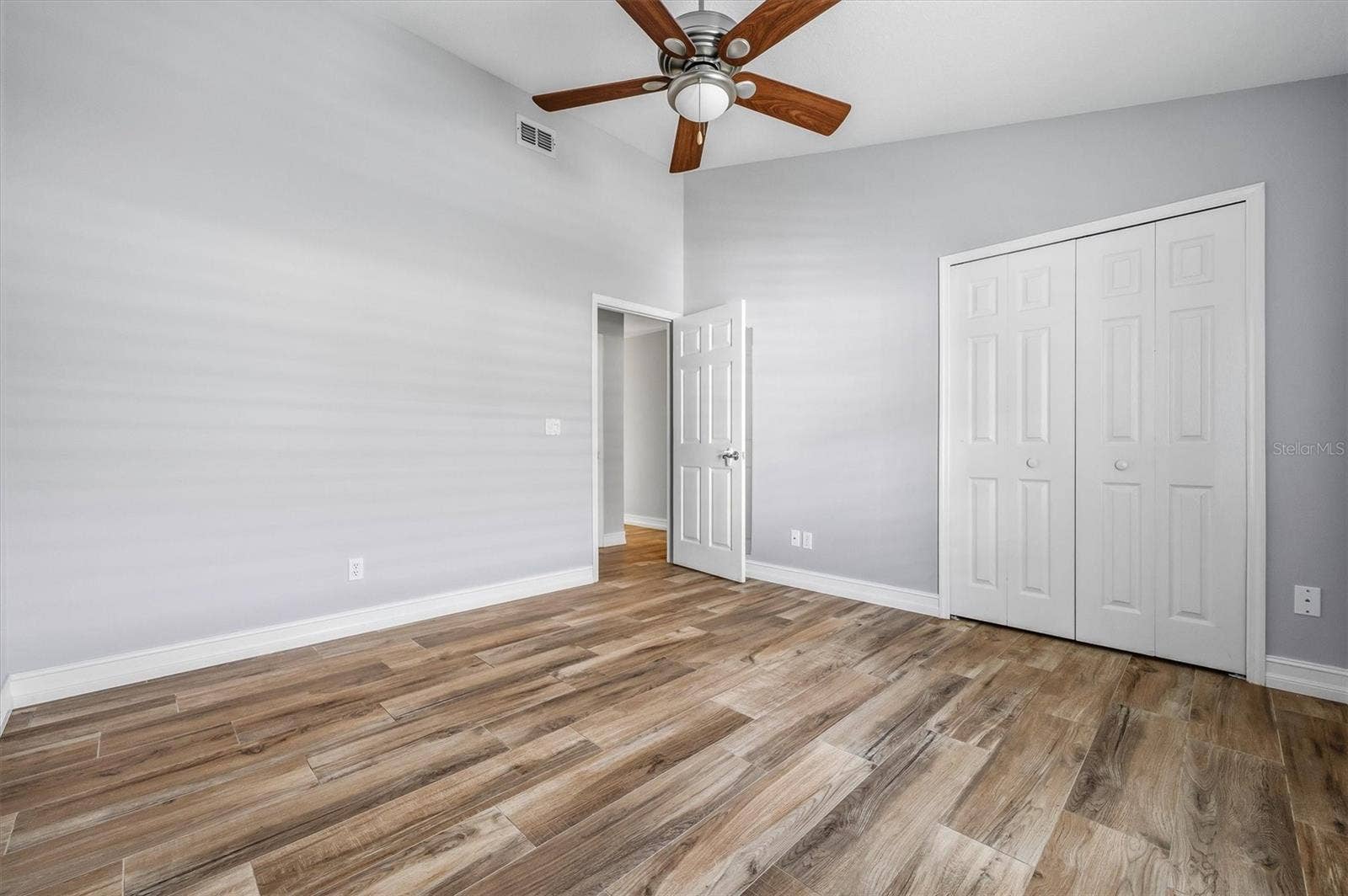 18806 CHEMILLE DRIVE, Lutz, FL 33558