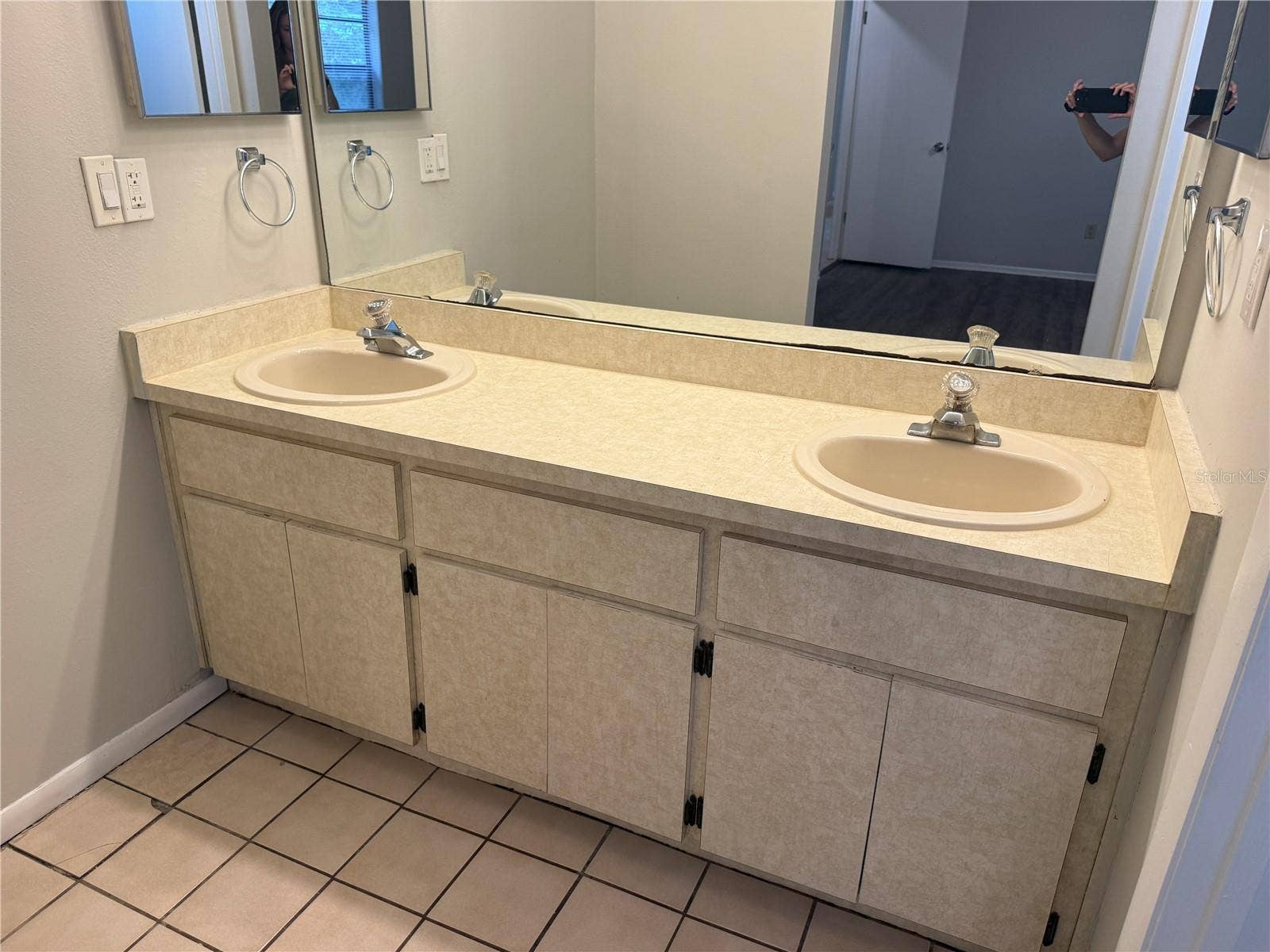 113 S DEERWOOD AVENUE, Orlando, FL 32825