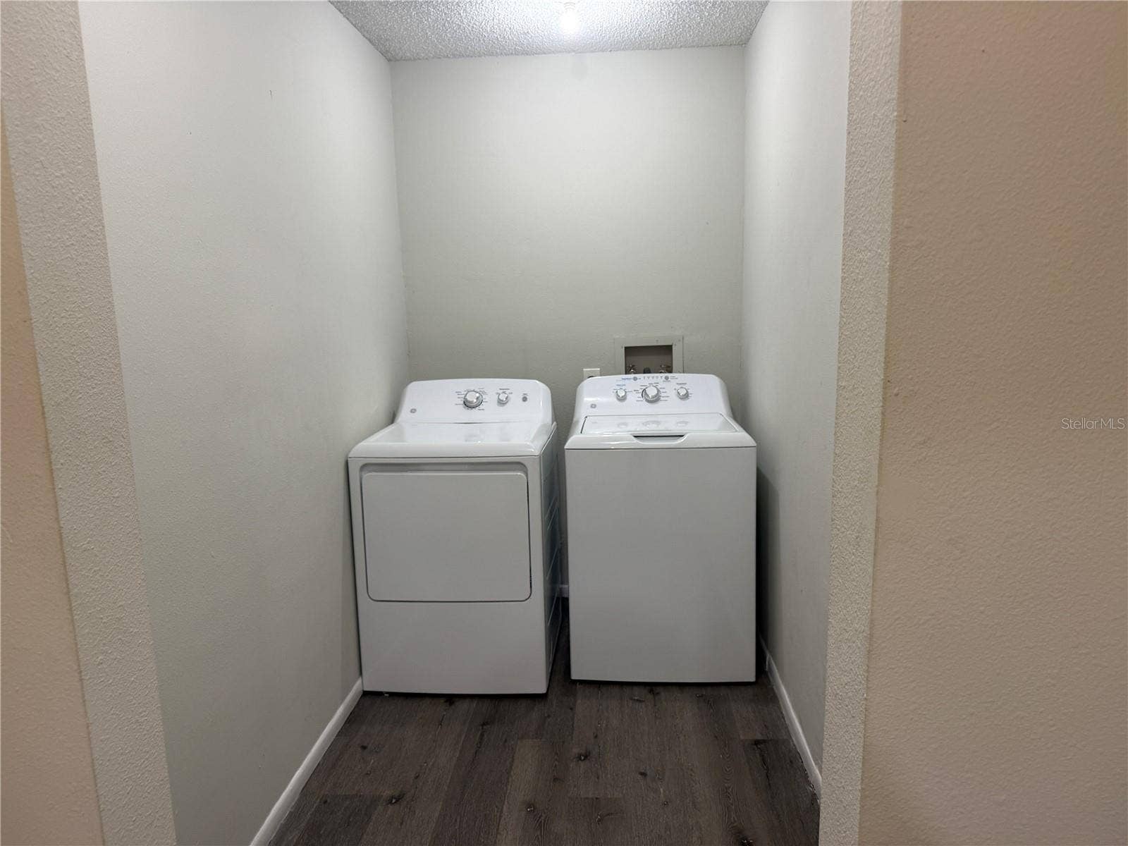 113 S DEERWOOD AVENUE, Orlando, FL 32825