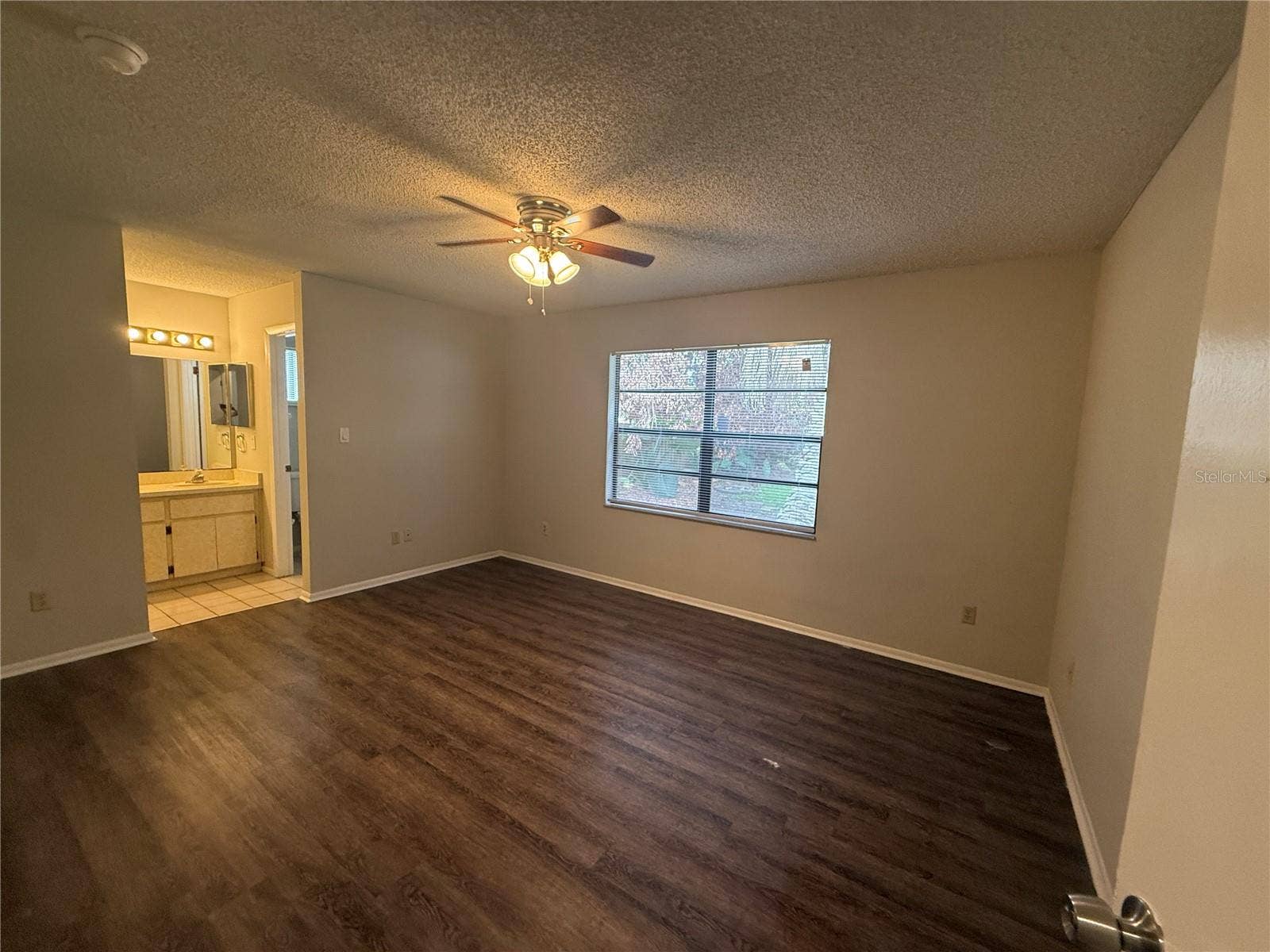 113 S DEERWOOD AVENUE, Orlando, FL 32825