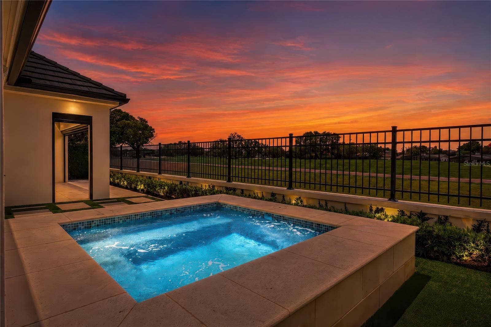 8969 CHARLESTON PARK, #23, Orlando, FL 32819