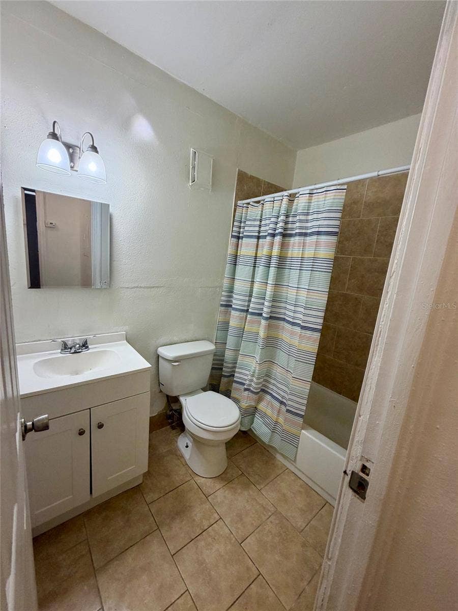322 1/2 S MAPLE AVENUE, Sanford, FL 32771