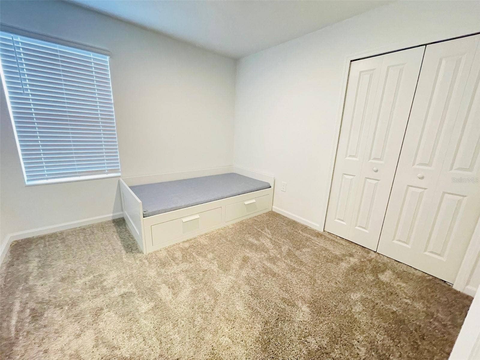 1776 WHITE WATER COURT, Davenport, FL 33837