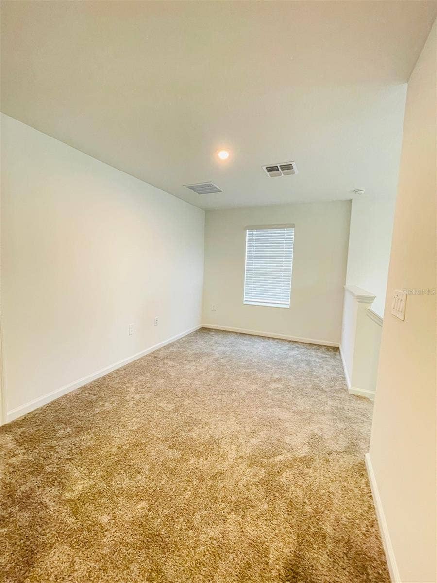 1776 WHITE WATER COURT, Davenport, FL 33837