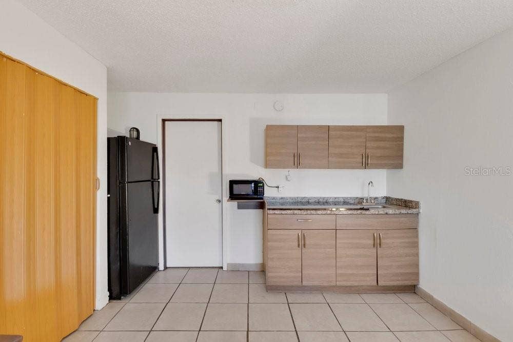 8421 S ORANGE BLOSSOM TRAIL, #420, Orlando, FL 32809 8421 S ORANGE BLOSSOM TRAIL, #420, Orlando, FL 32809
