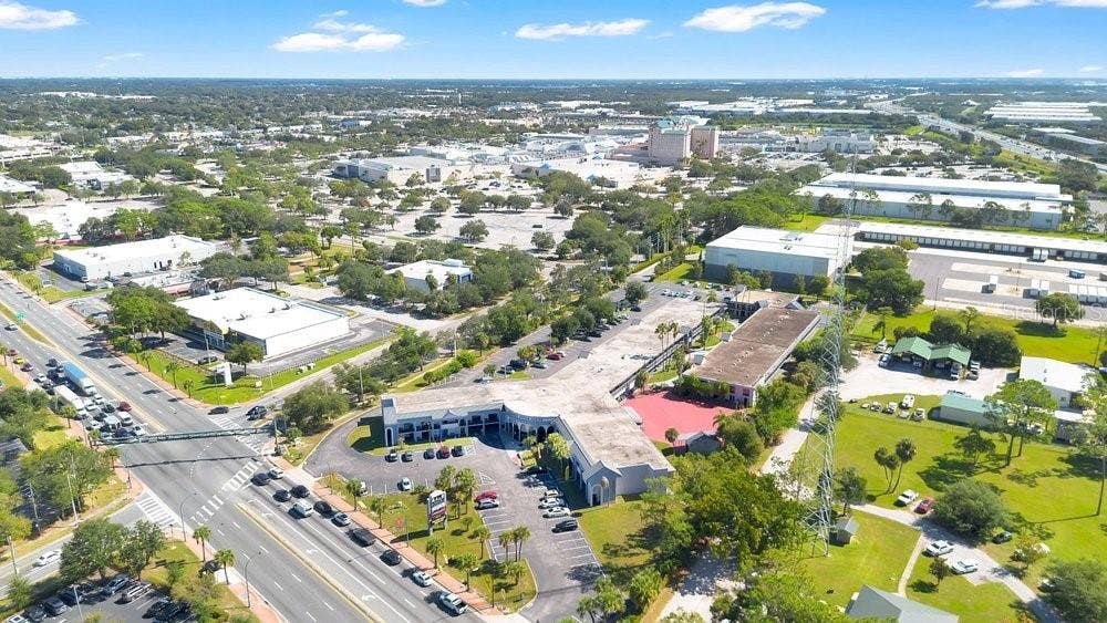 8421 S ORANGE BLOSSOM TRAIL, #420, Orlando, FL 32809 8421 S ORANGE BLOSSOM TRAIL, #420, Orlando, FL 32809