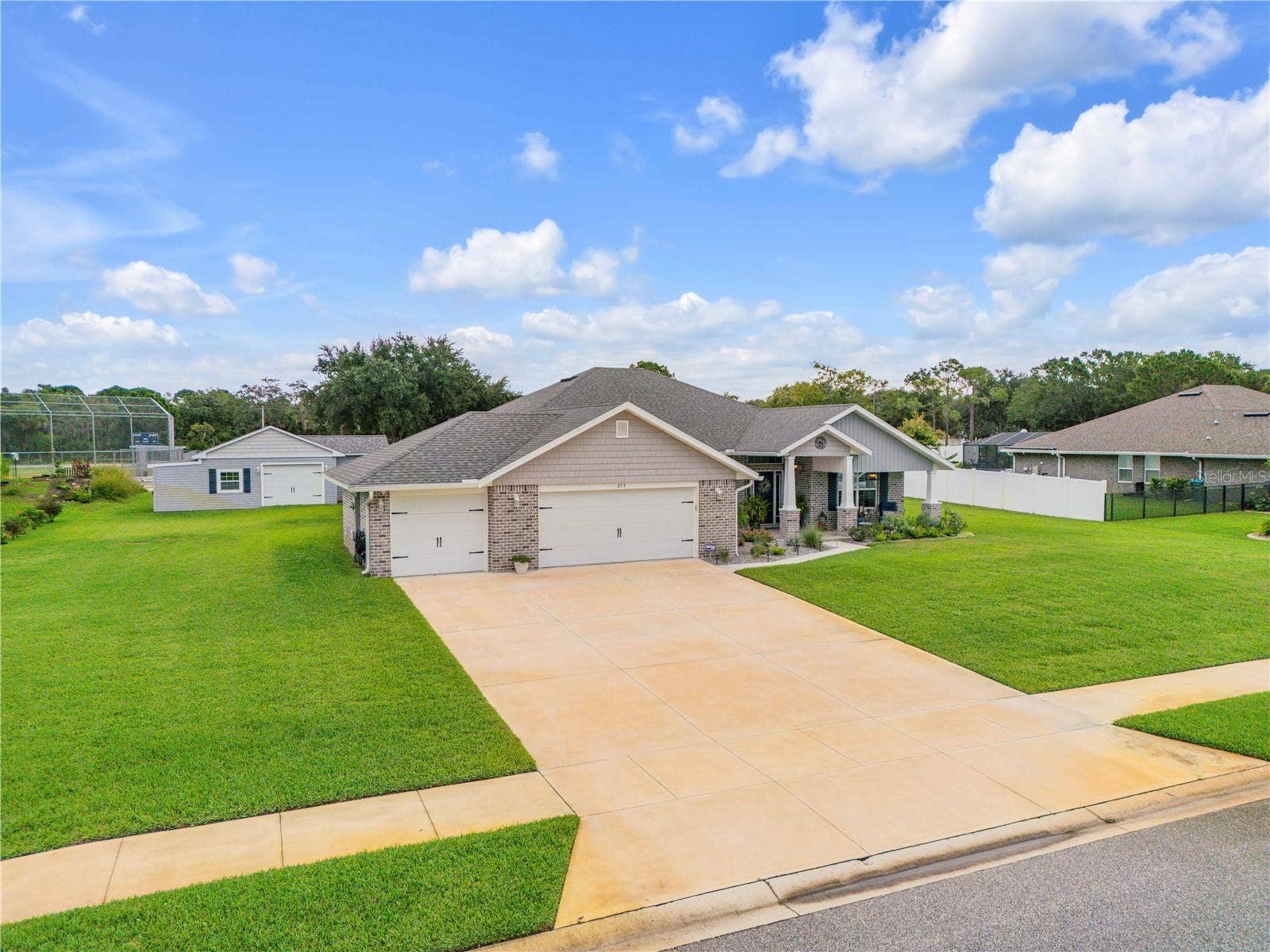 215 LAGOON MIST COURT, Oak Hill, FL 32759 215 LAGOON MIST COURT, Oak Hill, FL 32759