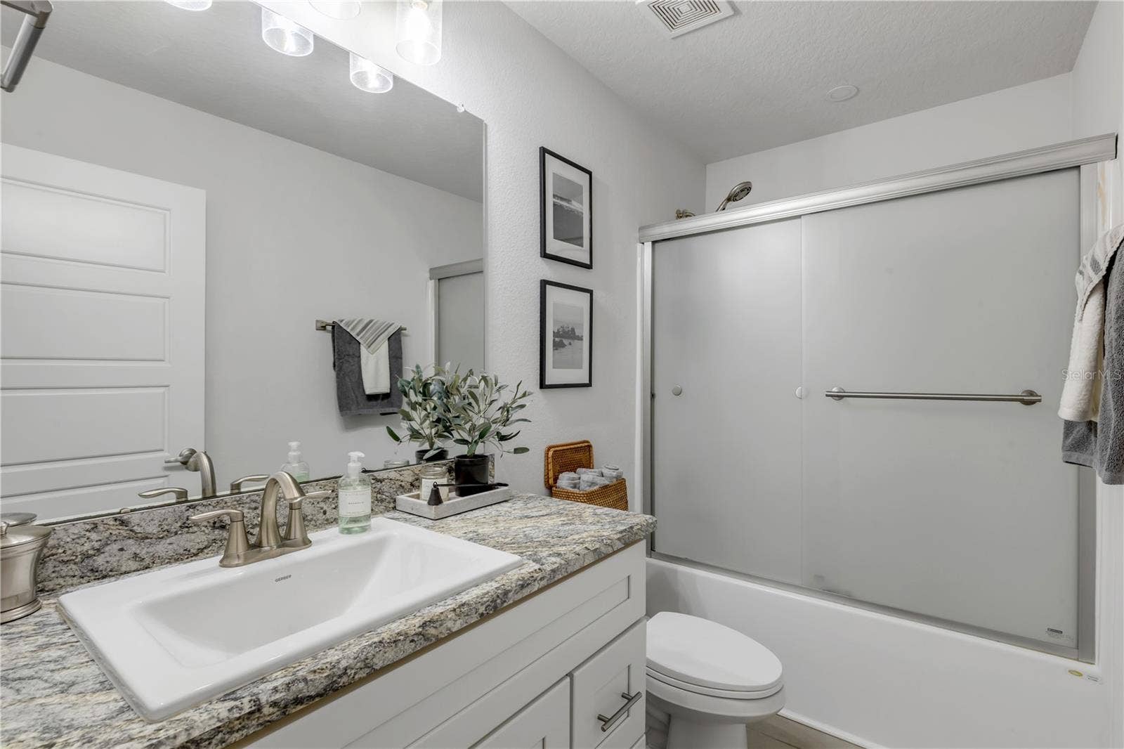 215 LAGOON MIST COURT, Oak Hill, FL 32759 215 LAGOON MIST COURT, Oak Hill, FL 32759