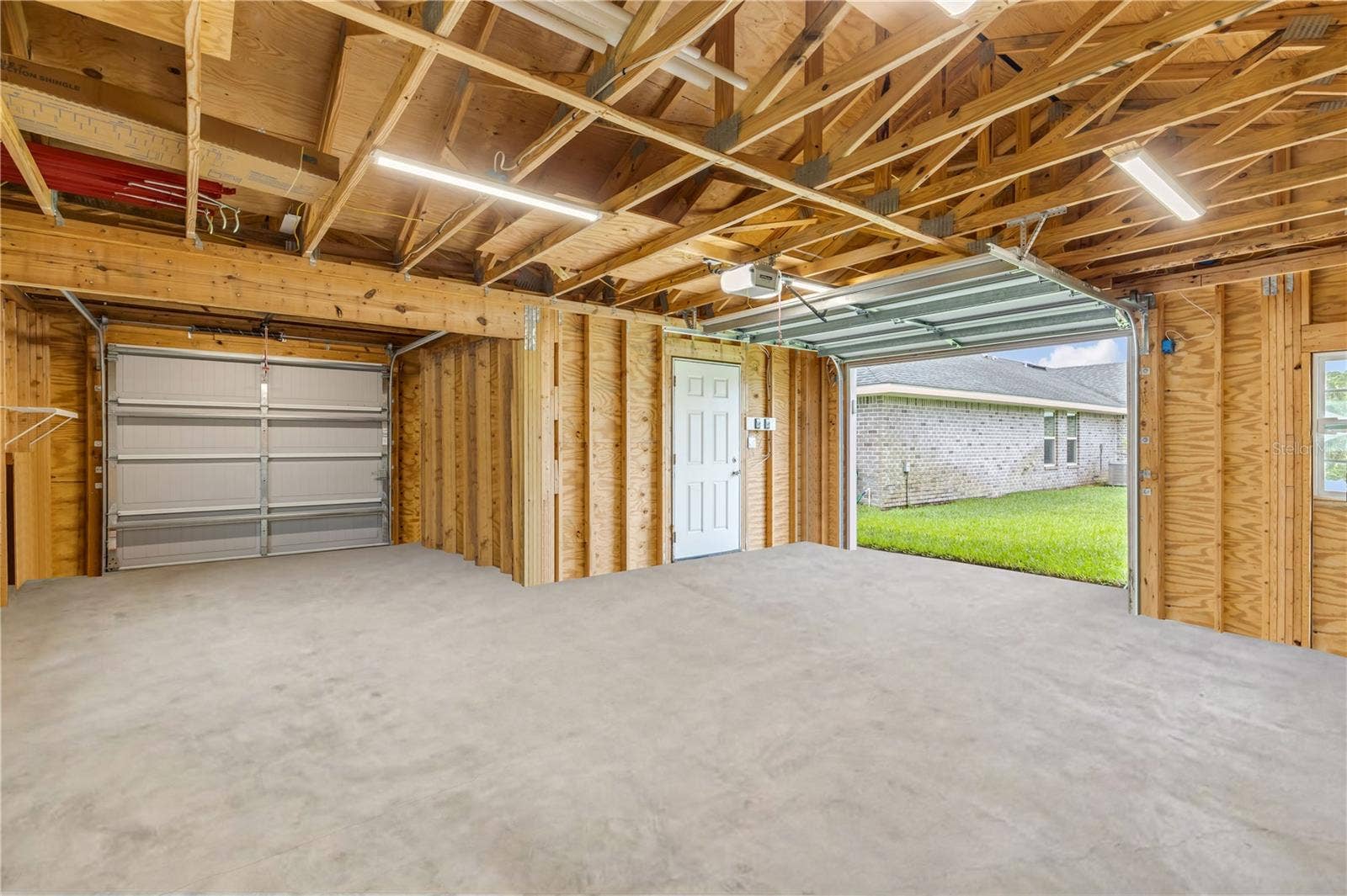 215 LAGOON MIST COURT, Oak Hill, FL 32759 215 LAGOON MIST COURT, Oak Hill, FL 32759