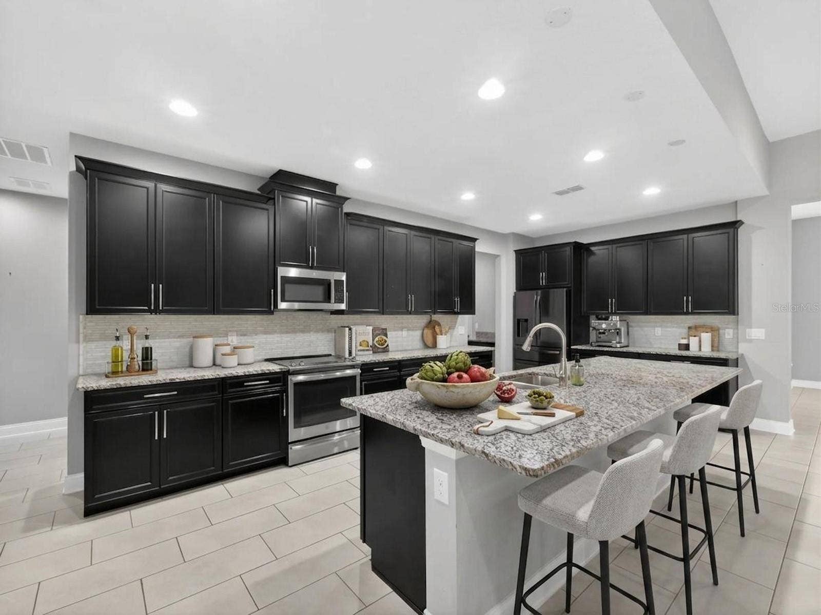 17614 SAILFIN DRIVE, Orlando, FL 32820 17614 SAILFIN DRIVE, Orlando, FL 32820