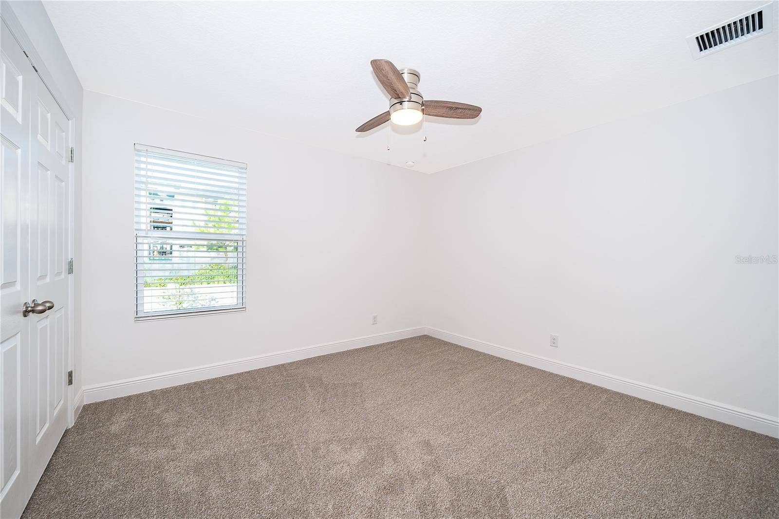 380 LEMONGRASS ROAD, Minneola, FL 34715 380 LEMONGRASS ROAD, Minneola, FL 34715