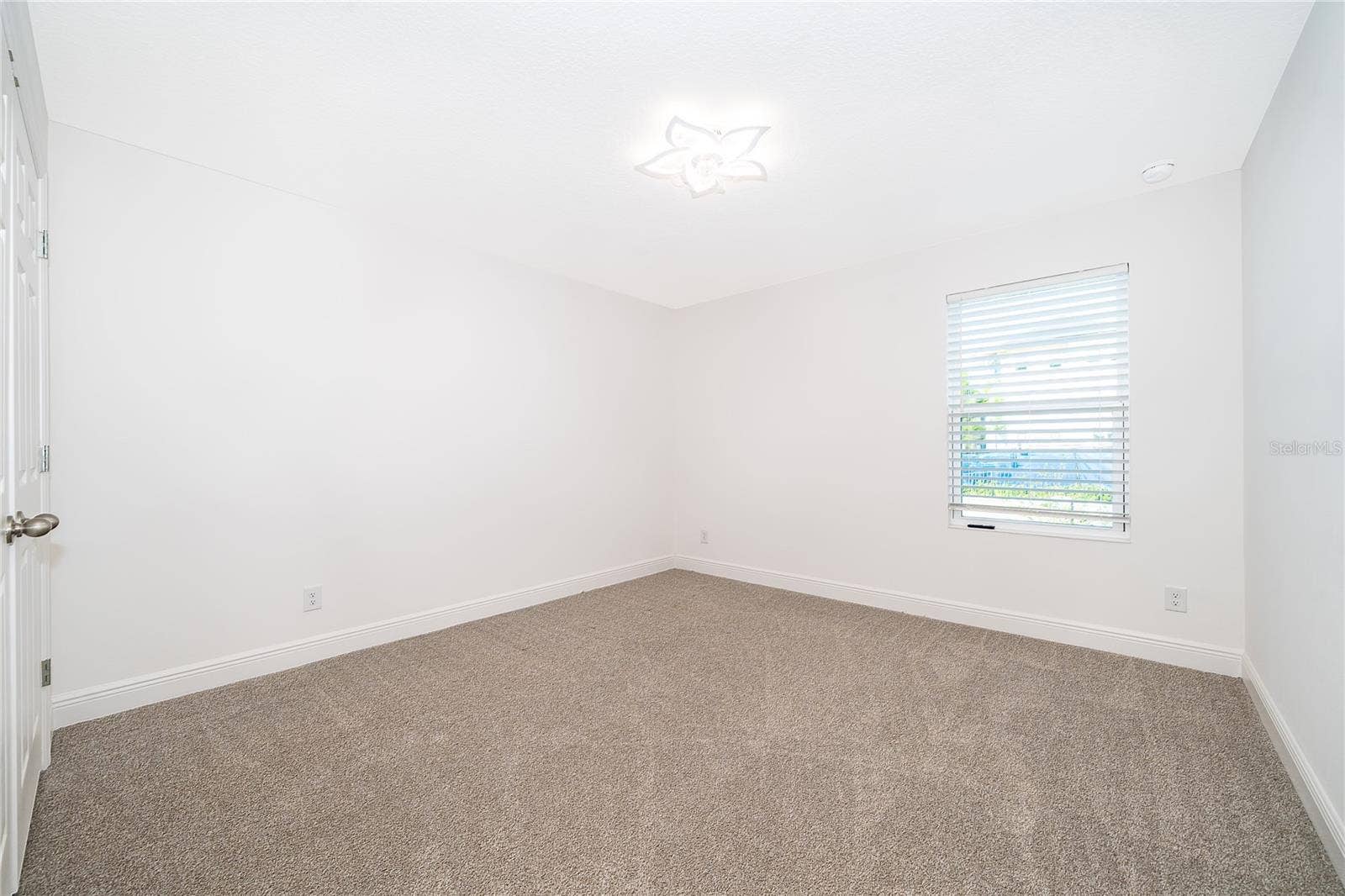 380 LEMONGRASS ROAD, Minneola, FL 34715 380 LEMONGRASS ROAD, Minneola, FL 34715